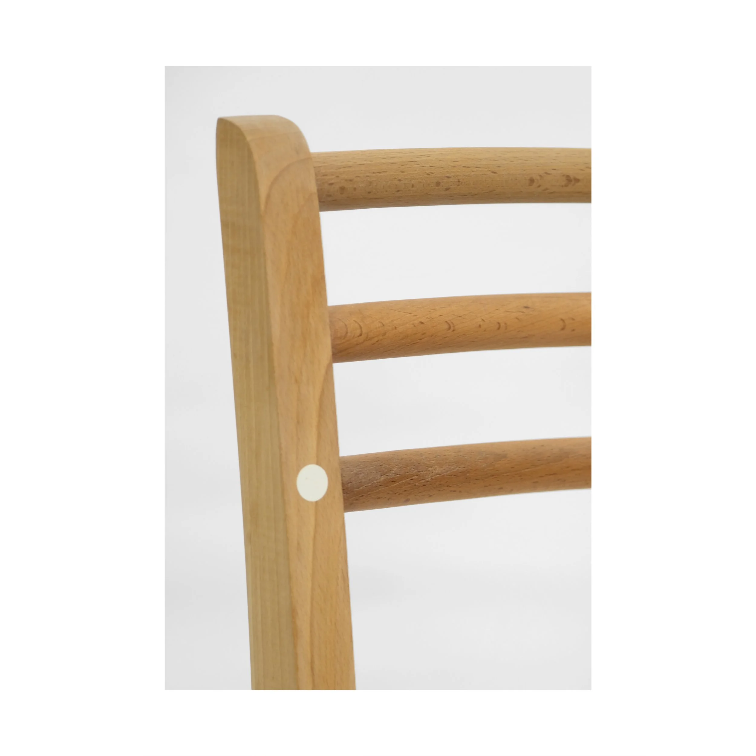 proto_chaise_sourire_vue 3.jpg