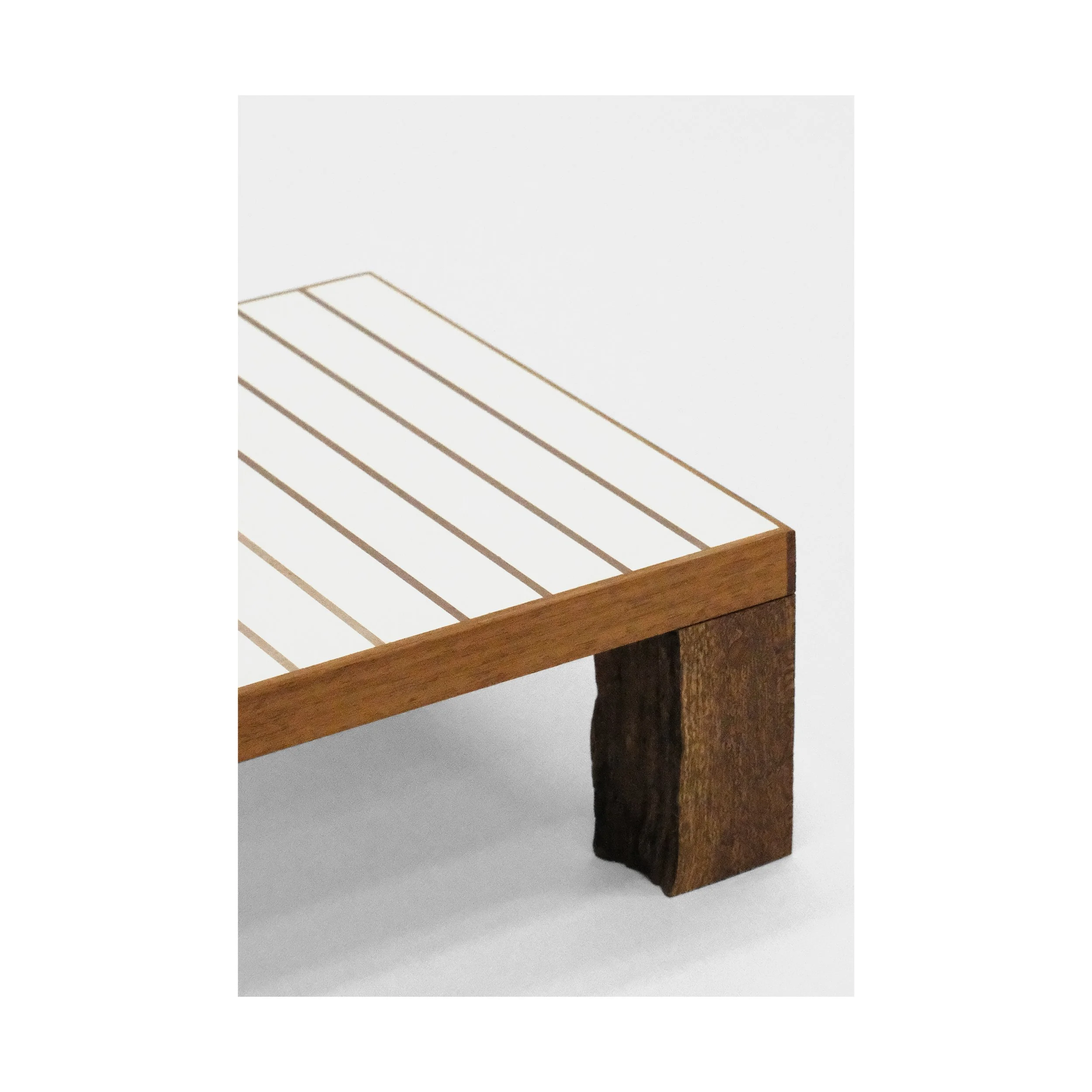 proto_mini table rayee-vue 4.jpg