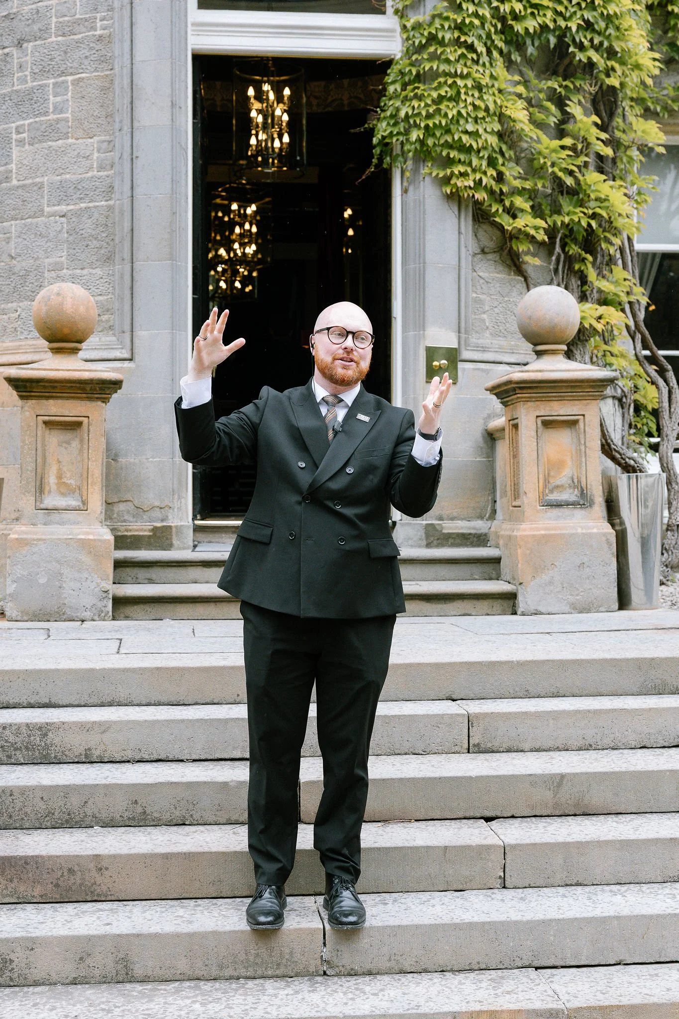 Wedding photographed at Carlowrie castle with Oskar Weddings planner