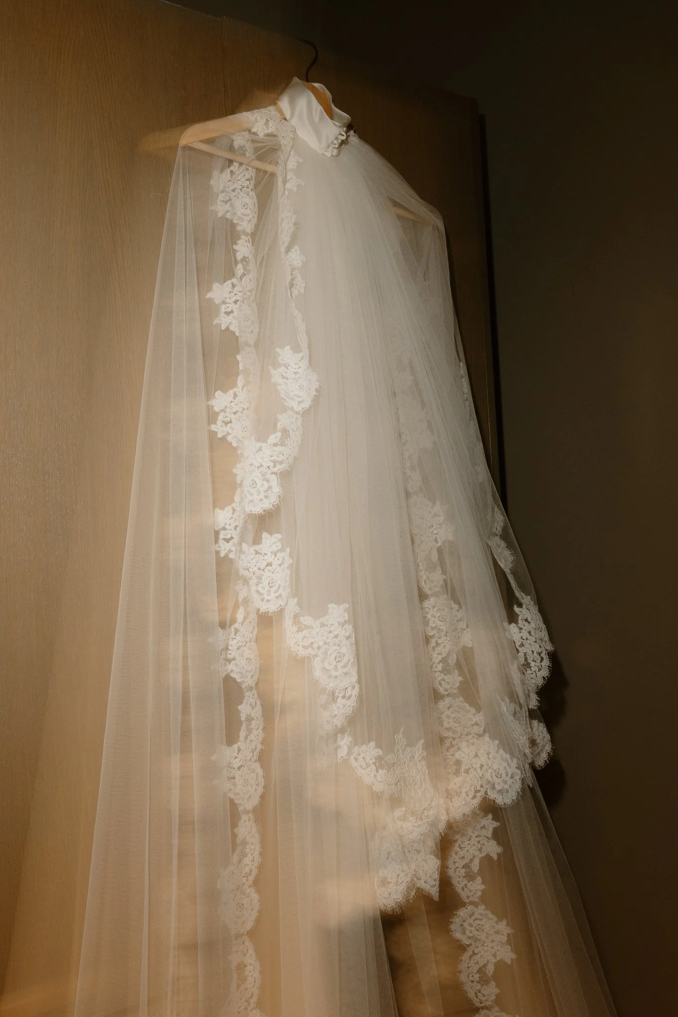 Modern black tie wedding at Blythswood hotel Glasgow