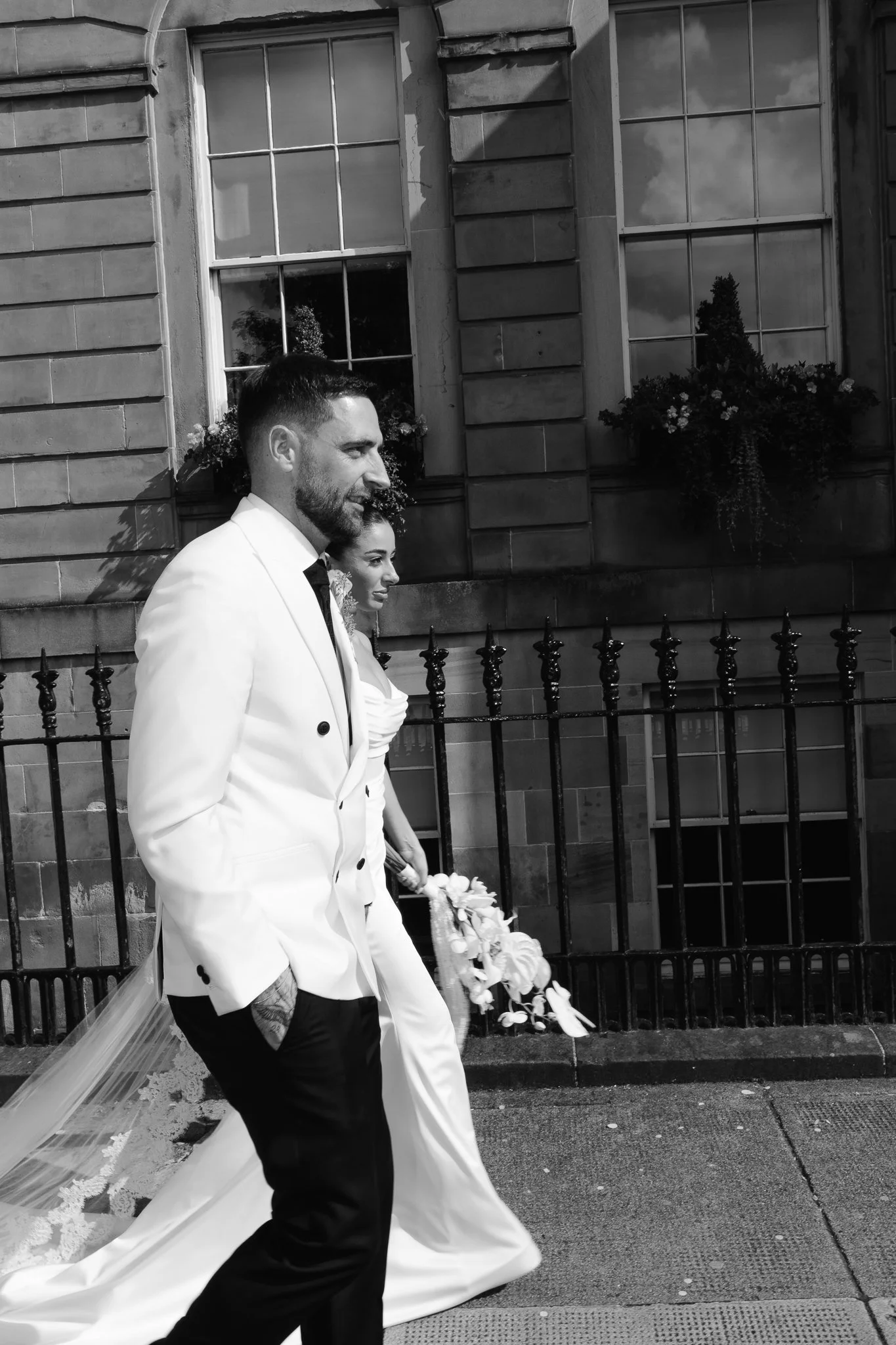 glasgow-university-chapel-wedding-ceremony-44.jpg