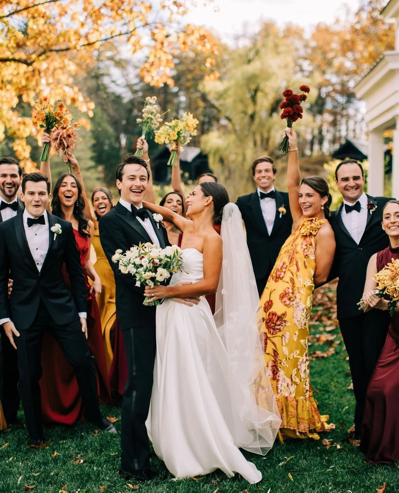 All of the fall feels for C + J - spending the entire weekend surrounded by all of their family, friends + a sprinkle of cozy. ⁠
⁠
Planning + Design | @gildedlilyevents⁠
Venue | @inness_ny⁠
Photography | @jenellekappephoto⁠
Florist | @athabold⁠
Renta