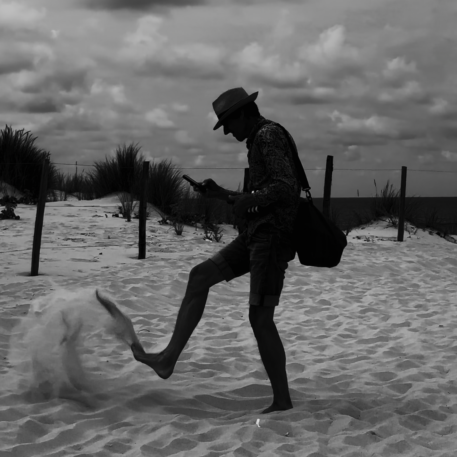 Flying Sand Atlantik Küste - iPhone Art Making-of Klaus Hoffmann Wetzikon Schweiz Fotograf Kunst Sand