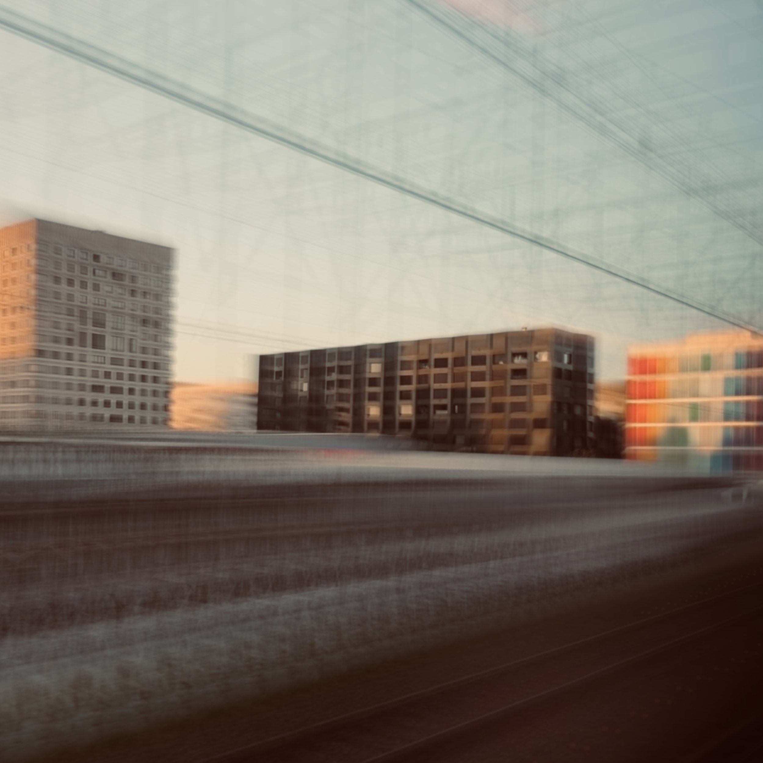aus dem Zug heraus fotografiert Schlieren