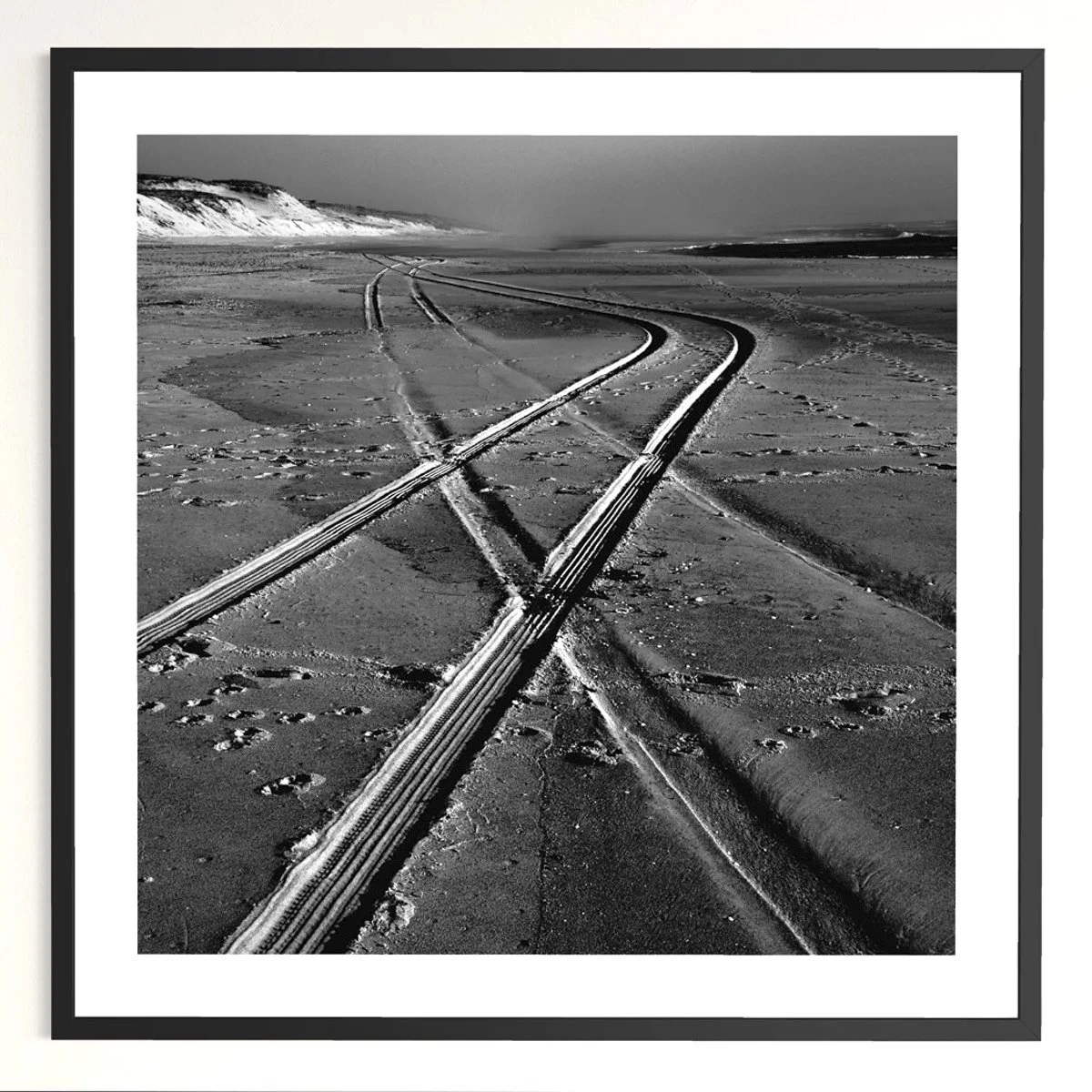 Tracks in the Sand - iPhone Art Klaus Hoffmann Hoffmannsbilder