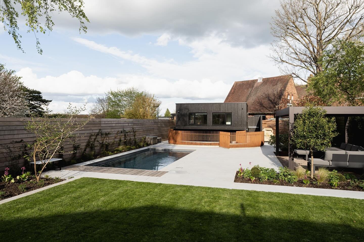 A few shots of a garden we have just completed in Sevenoaks&hellip; full in-house design and build covering all elements from start to finish&hellip; fantastic scheme with so many amazing materials&hellip; can&rsquo;t wait to see this when the planti