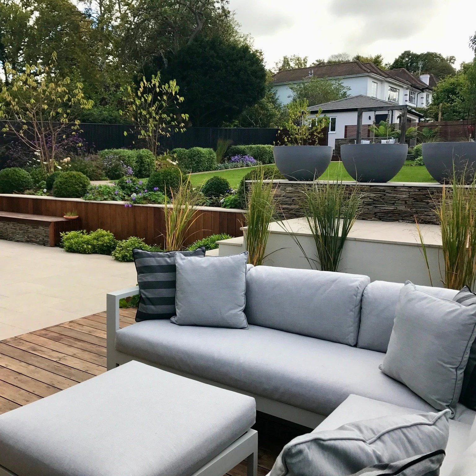 🌿 An old favourite 🌿

Looking back at this project where we used tiered walling and decking to create multiple seating areas. Each level offered a new perspective of the garden &ndash; from relaxed lounging to entertaining with friends.

The combin