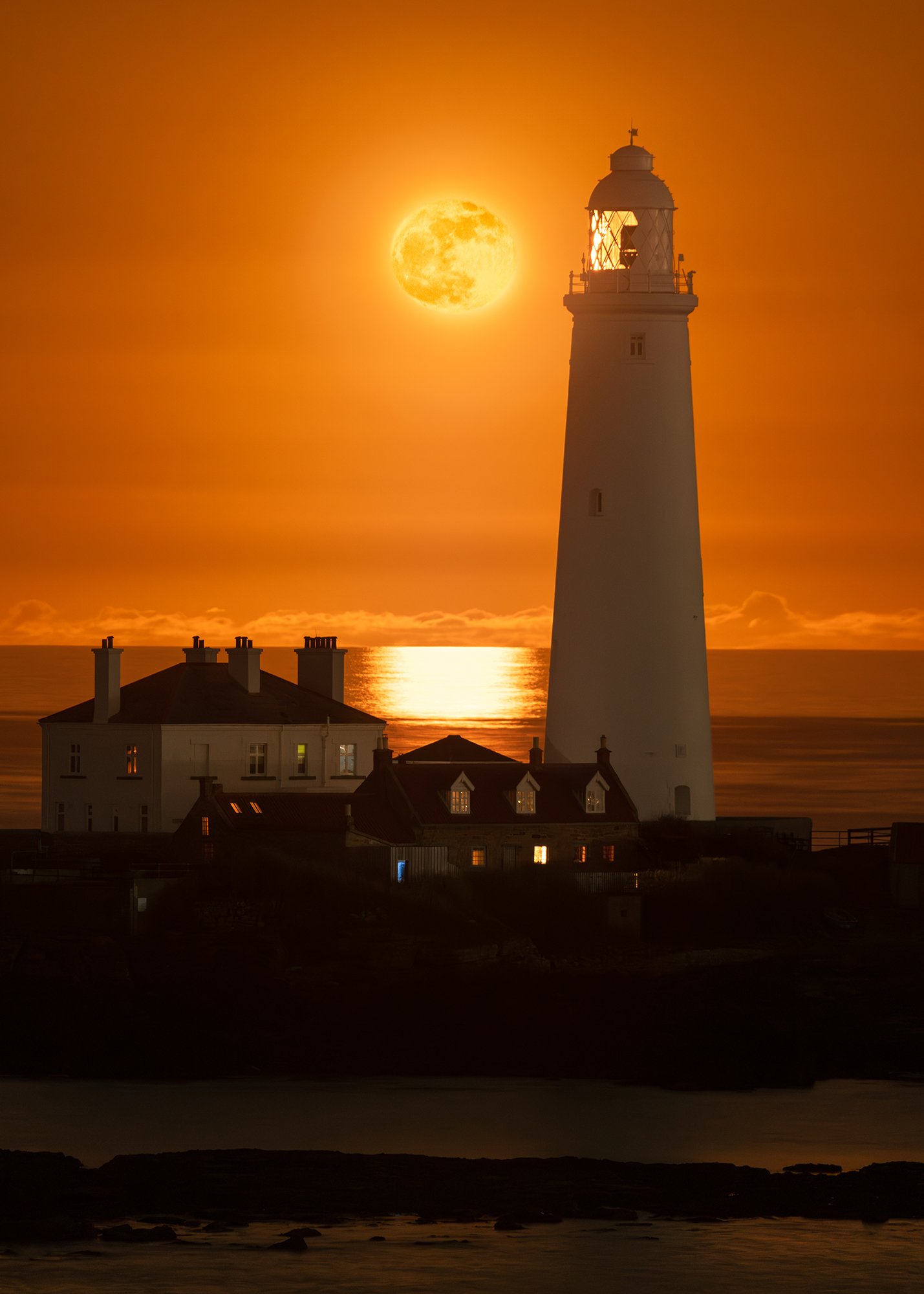 March Worm Moon St Mary's Lighthouse_.jpg