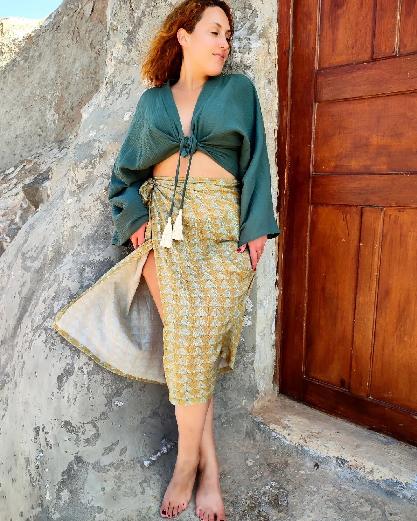 &Delta;ί&pi;&lambda;&alpha; &sigma;&epsilon; &theta;ά&lambda;&alpha;&sigma;&sigma;&epsilon;&sigmaf;, &pi;έ&tau;&rho;&epsilon;&sigmaf; &kappa;&alpha;&iota; &xi;ύ&lambda;&iota;&nu;&epsilon;&sigmaf; &pi;ό&rho;&tau;&epsilon;&sigmaf;,
&epsilon;&kappa;&eps