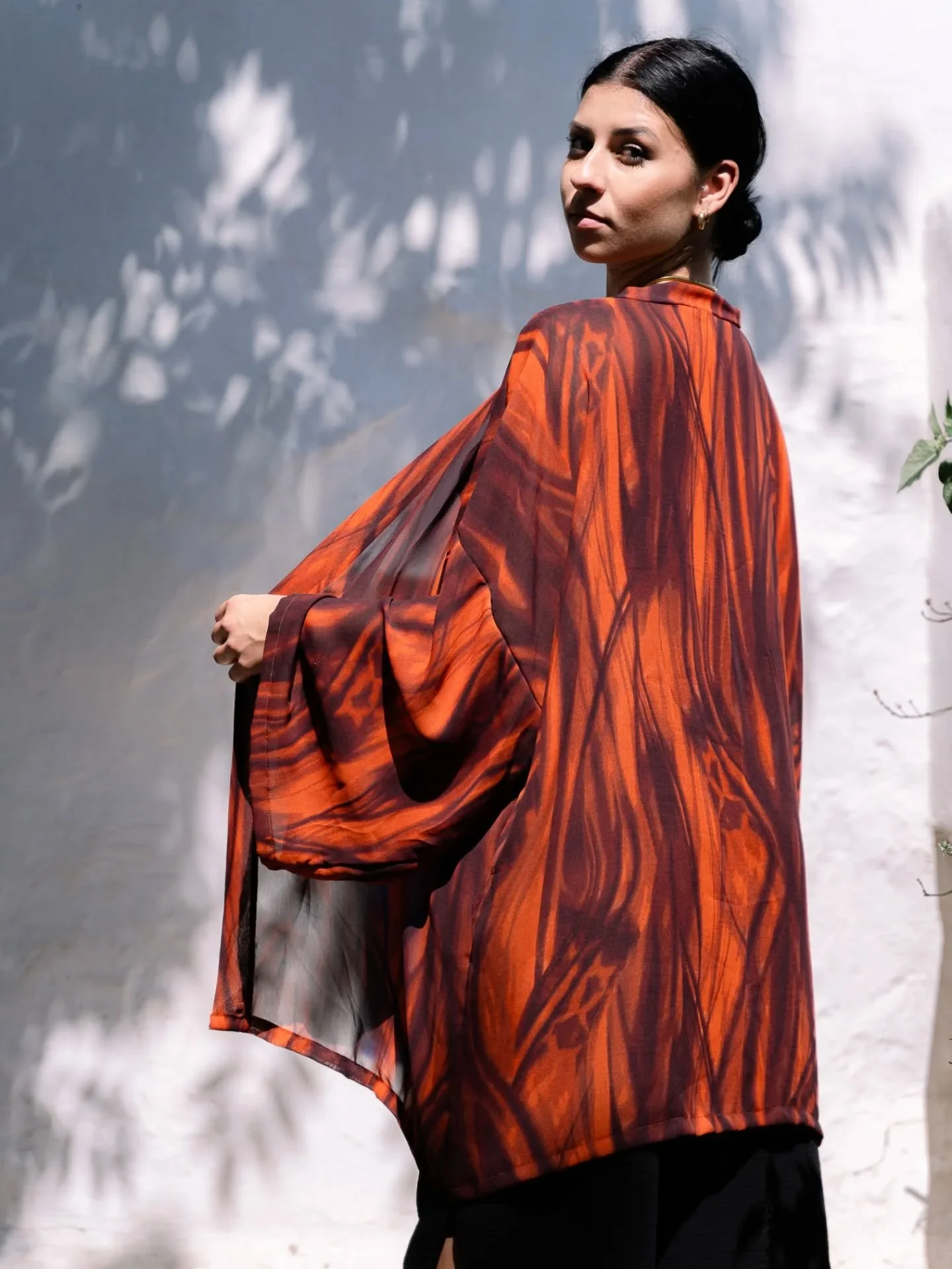 &Delta;&epsilon;&nu; &epsilon;ί&nu;&alpha;&iota; &alpha;&pi;&lambda;ώ&sigmaf; ύ&phi;&alpha;&sigma;&mu;&alpha;..
Έ&chi;&epsilon;&iota; &iota;&sigma;&tau;&omicron;&rho;ί&alpha;, &psi;&upsilon;&chi;ή &kappa;&alpha;&iota; ό&nu;&omicron;&mu;&alpha;.
&Kapp