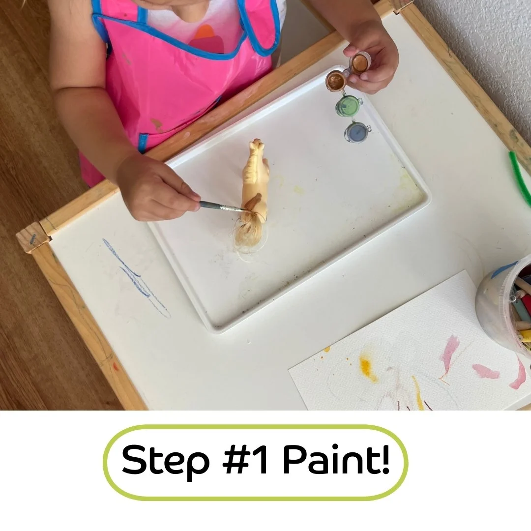 Who says you can&rsquo;t paint a toy horse? 🐴✨
When creativity calls, anything becomes art! 🎨👶

👨&zwj;🎨✨🛠️ Supplies🎨💫🧑&zwj;🎨
&bull; (1-2) Paint Brushes
&bull; (2-3) Paint Colors
&bull; (1-2) Hand Held Toys/Objects
&bull; (1) Cleanable Surfa