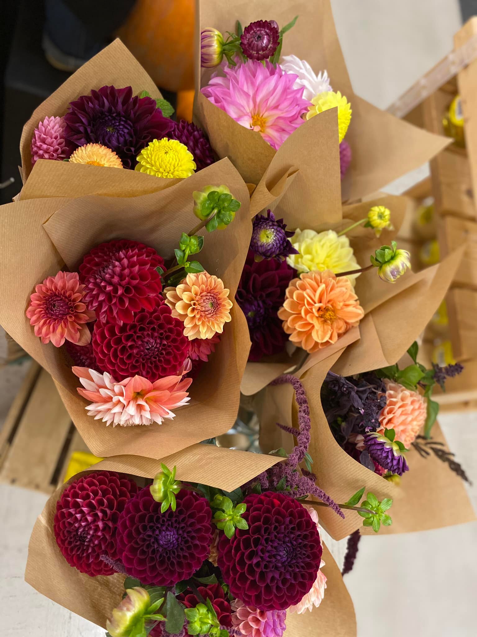 Just can't seem to keep these bouquets stocked at HUTCH'S FOOD CENTER! There's lots of variety today. 🌸🌱🙂