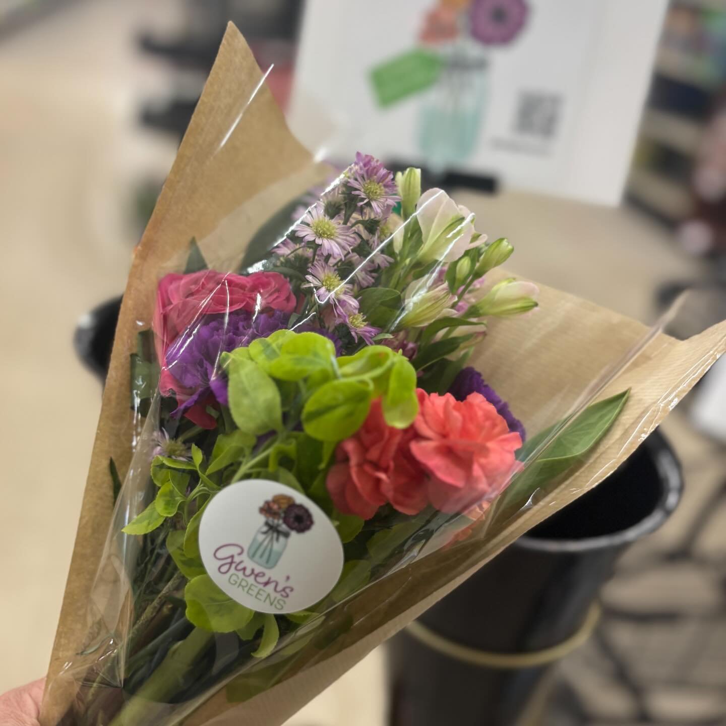 Hey local fans! Step in to Hutch's in Spring Arbor for your flower fix!  #gwensgreens #goodnessandbeauty