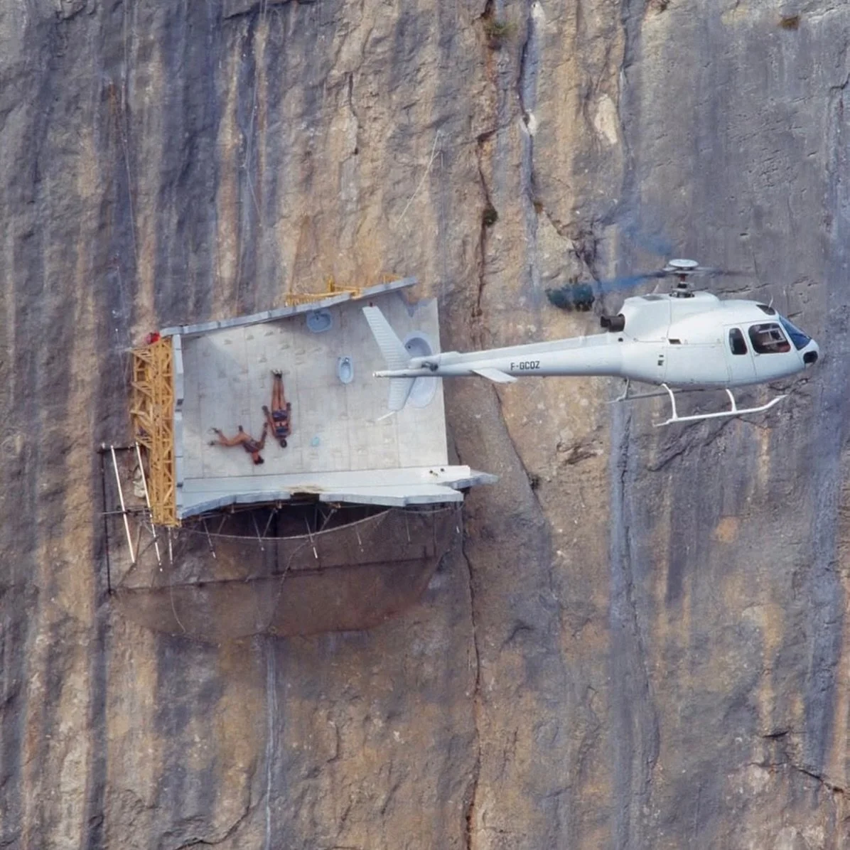 Weekend vibe in #dasuniverse