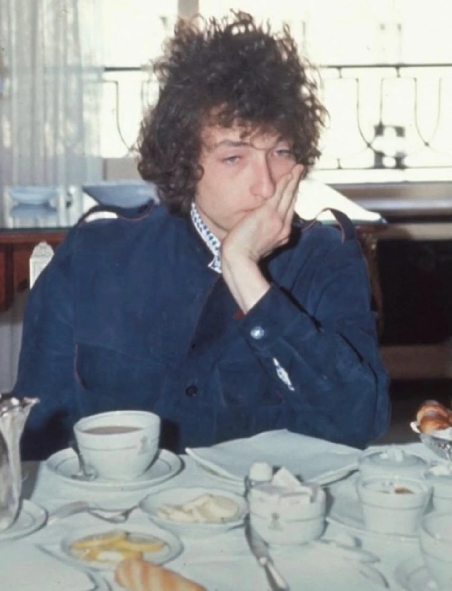 Mondays in #dasuniverse