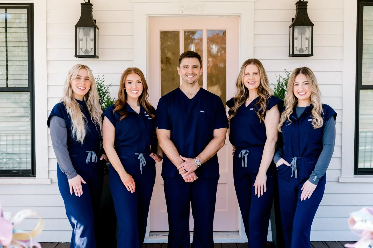 Happy Thanksgiving 🤍🦃

We are so thankful for you our incredible patients who allow us to do what we love every single day.

We hope you&rsquo;re celebrating today surrounded by good food, loved ones!