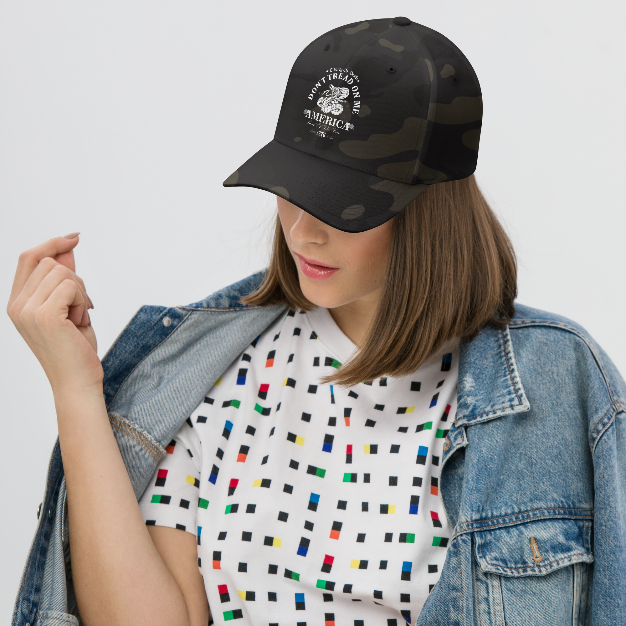 closed-back-structured-cap-multicam-black-front-682169908e81c.png