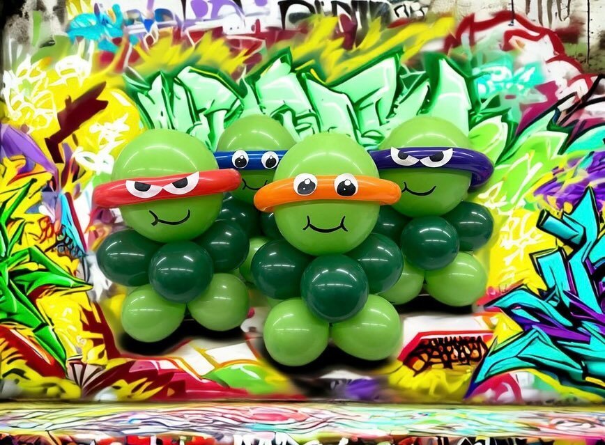 TMNT table centerpieces for this bowling party 🎳💥