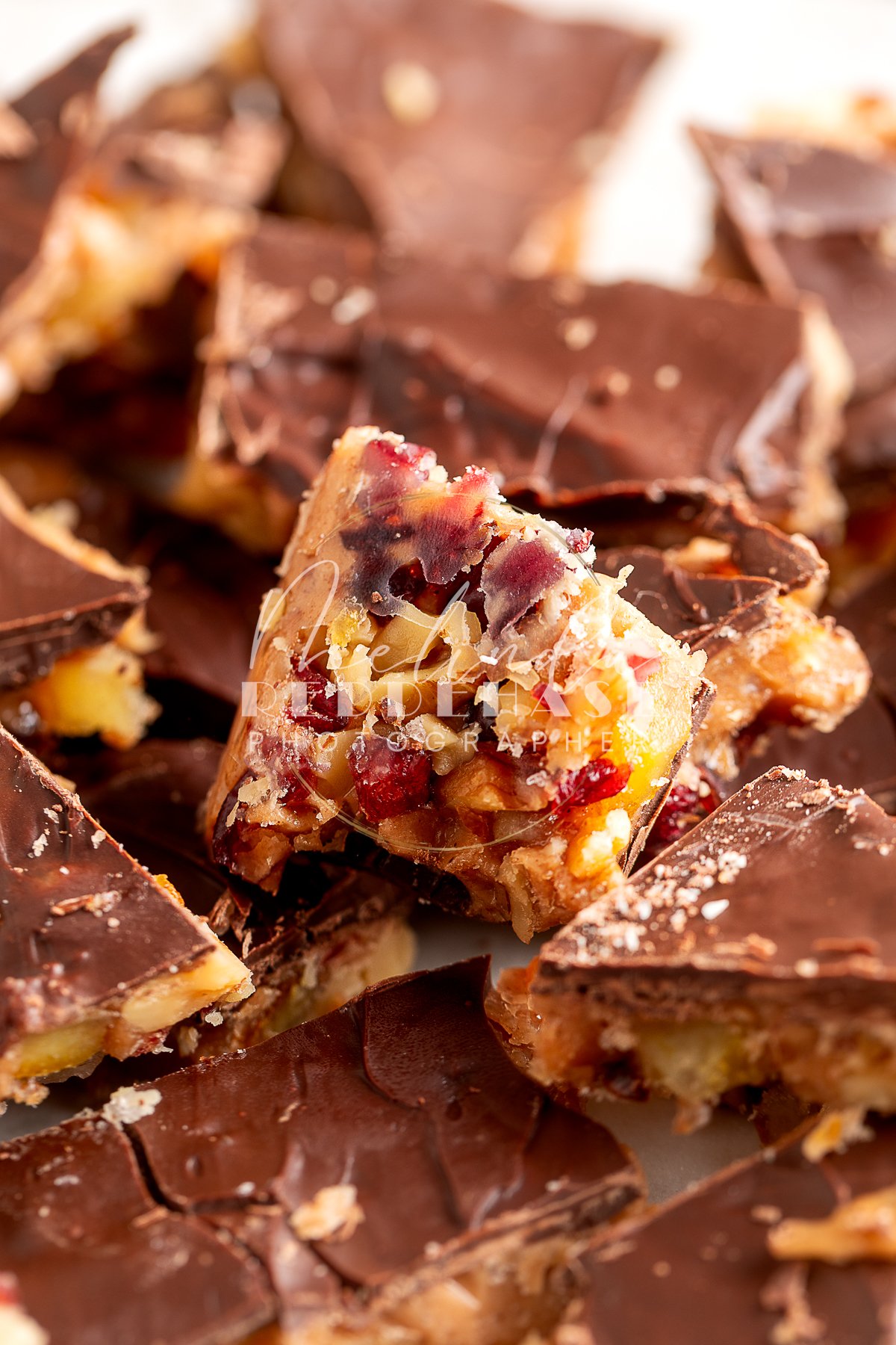 Spiced Chocolate Orange and Cranberry Toffee Bark - LRWM-19.jpg