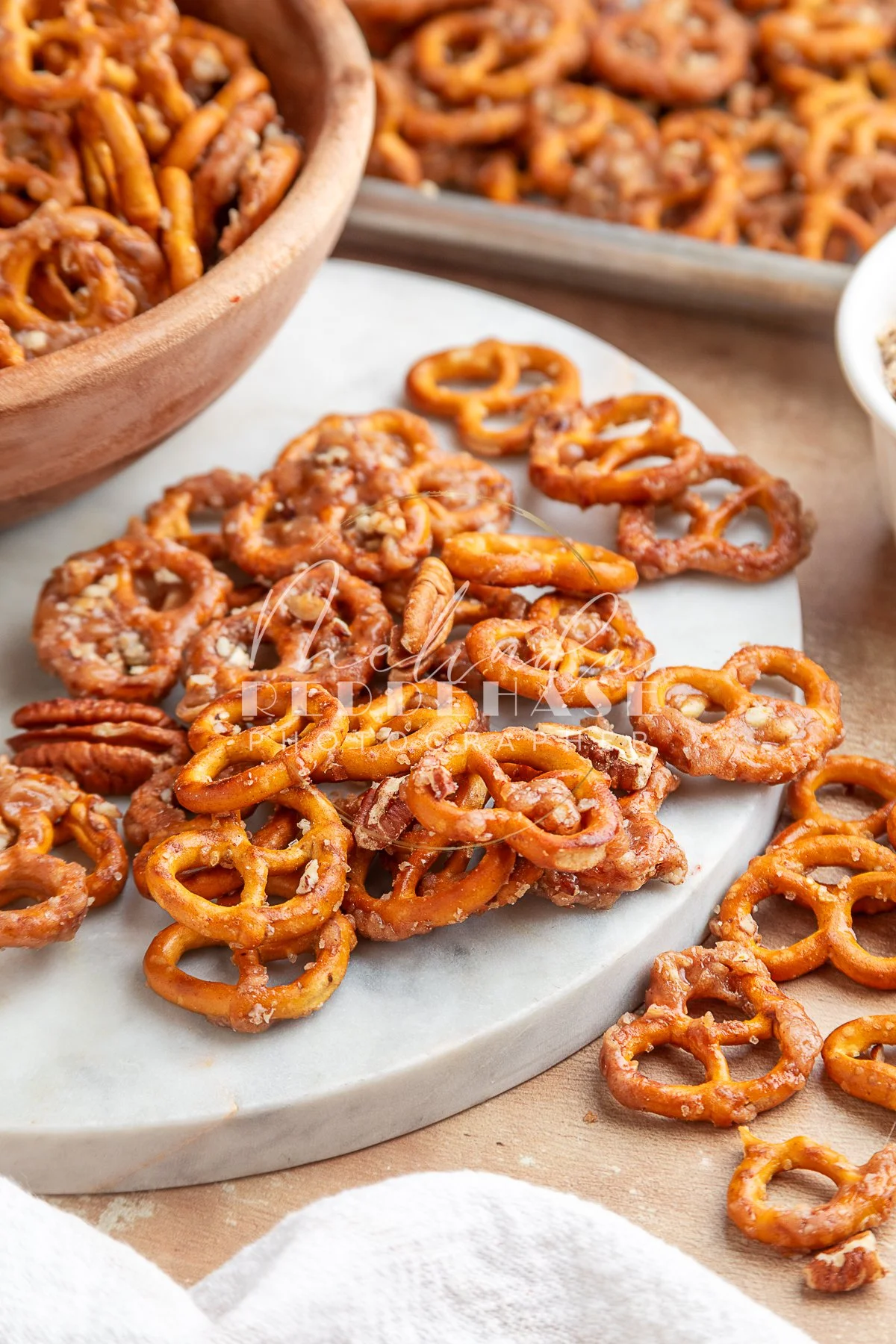 Toffee Cinnamon Pecan Mini Pretzels- LRWM-39.jpg