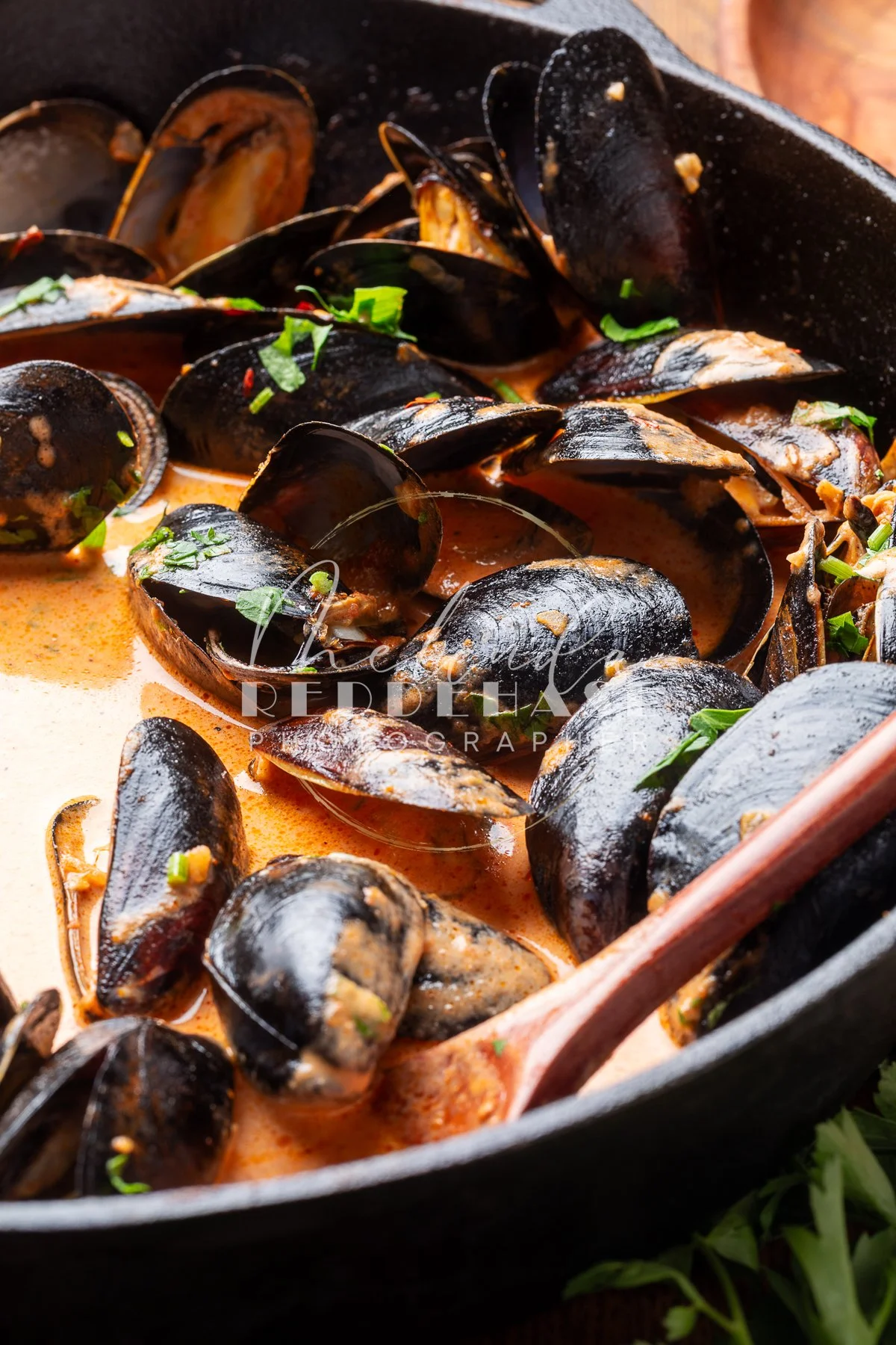 Steamed Mussels in Spicy Tomato Cream Sauce- LRWM----34.jpg