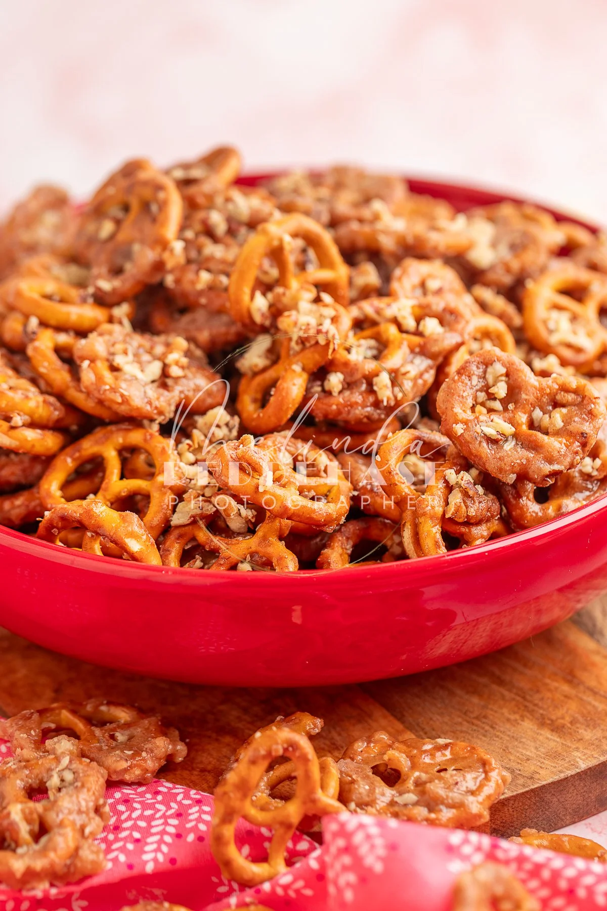 Toffee Cinnamon Pecan Mini Pretzels- LRWM-14.jpg