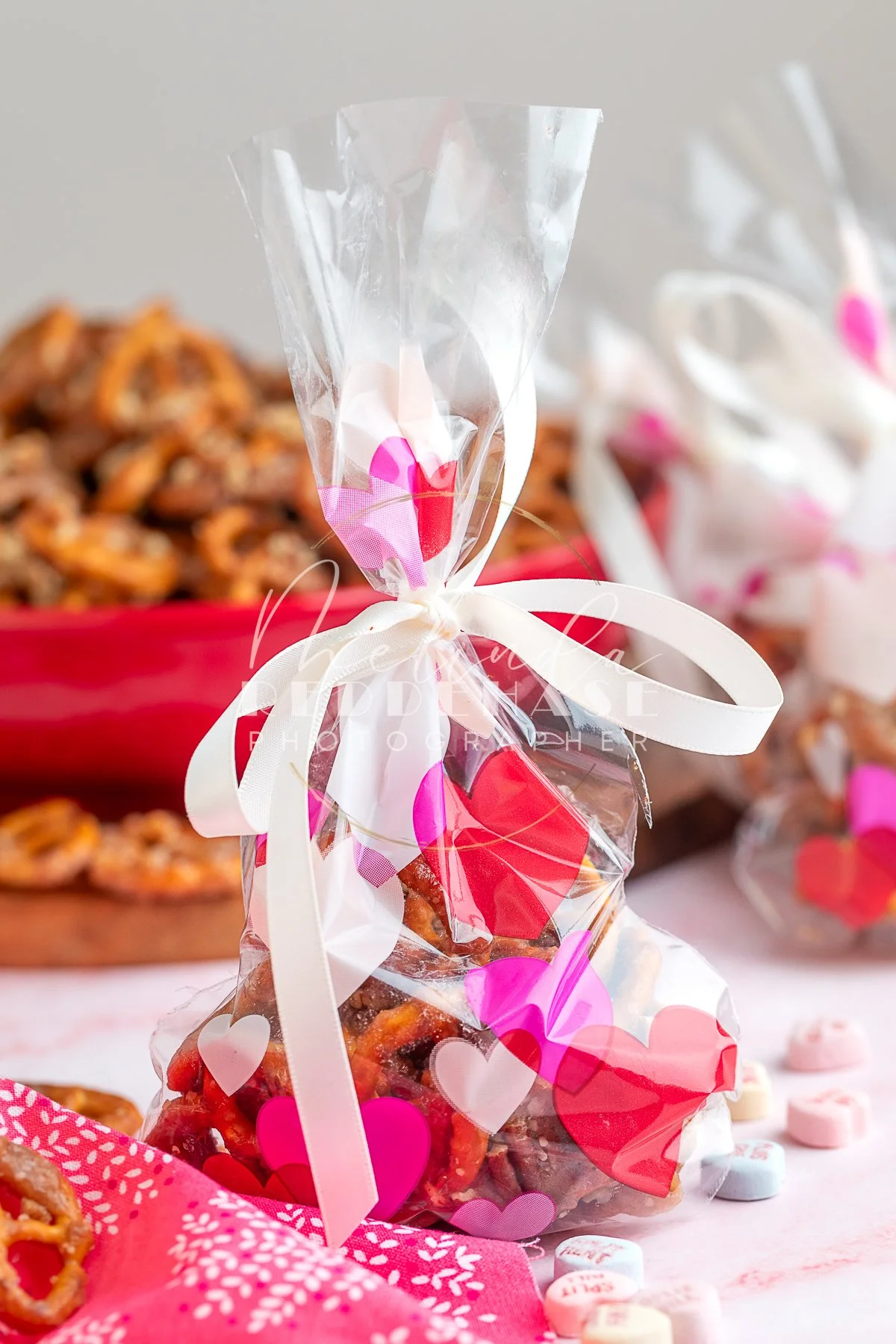 Toffee Cinnamon Pecan Mini Pretzels- LRWM-19.jpg