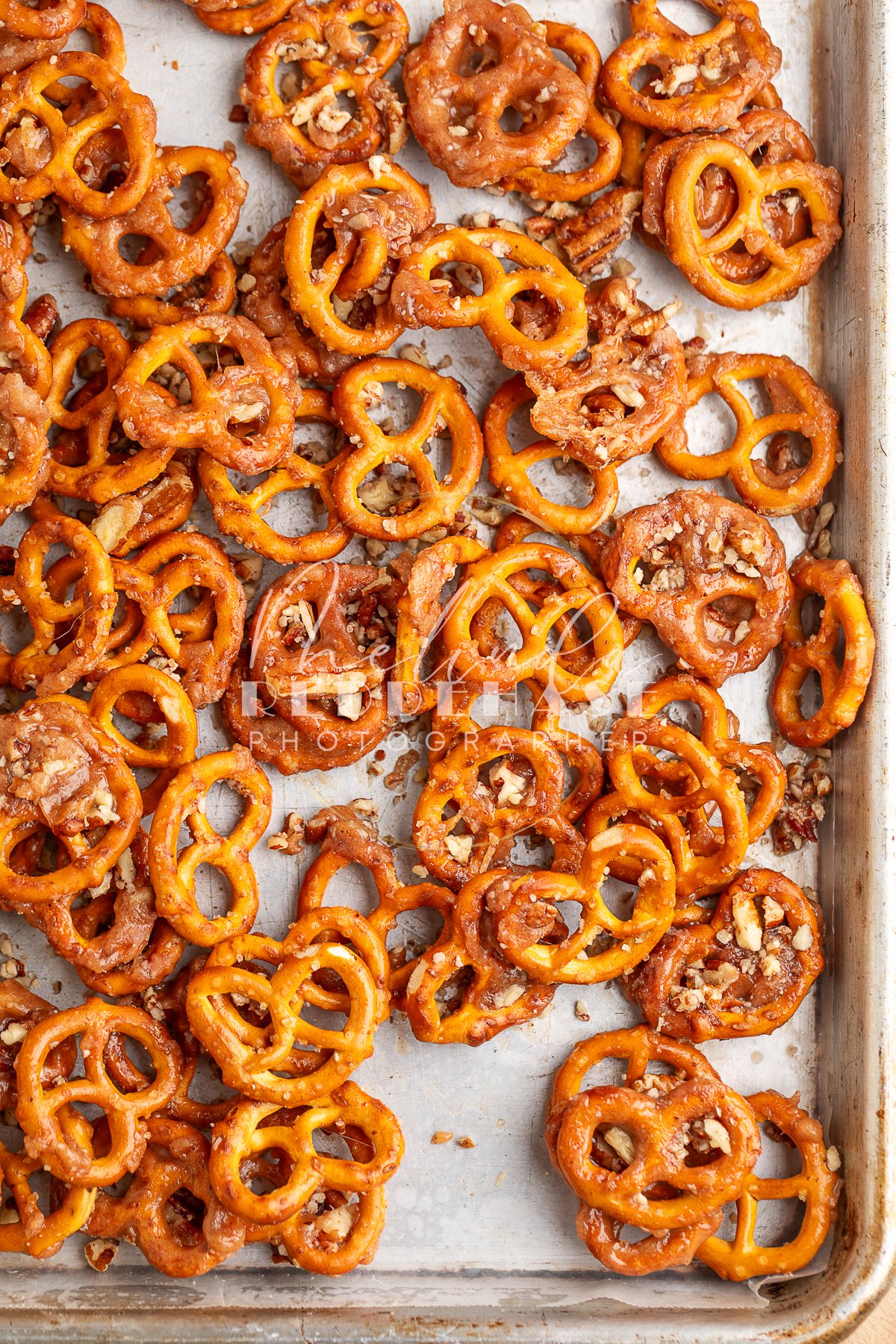 Toffee Cinnamon Pecan Mini Pretzels- LRWM-29.jpg