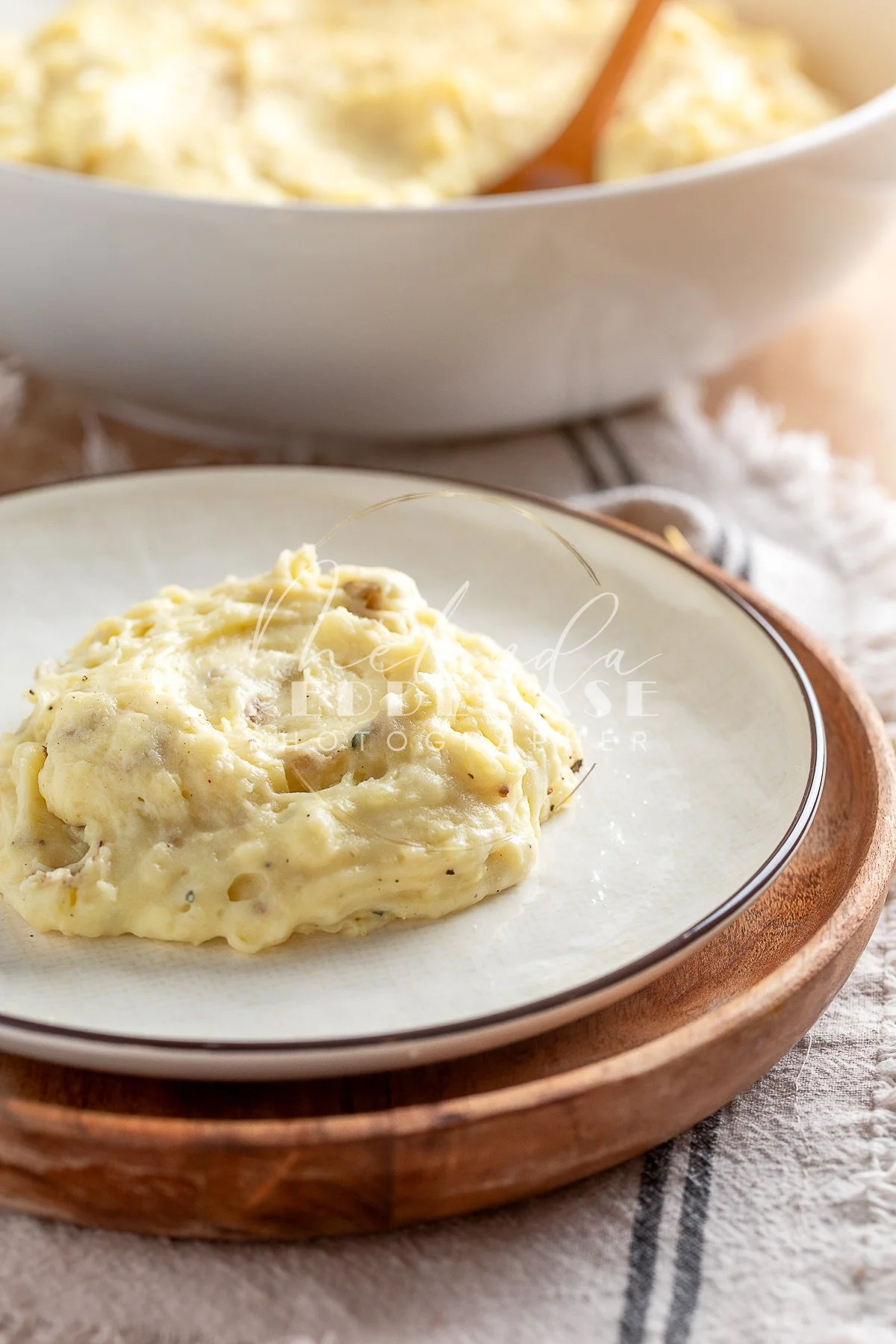 Creamy Roasted Garlic Mashed Potatos- LRWM-16.jpg