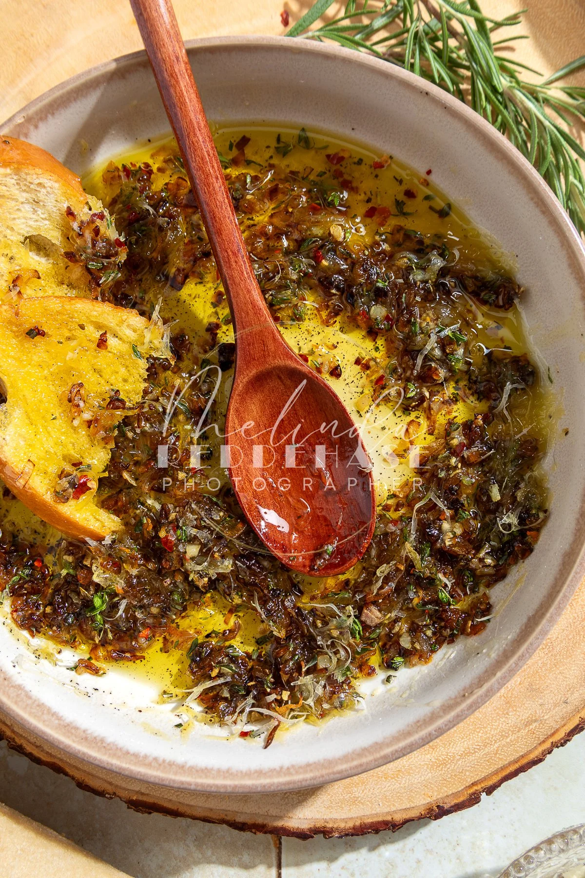 Bread Dipping Oil Caramelized Shallot & Herb- LRWM-31.jpg