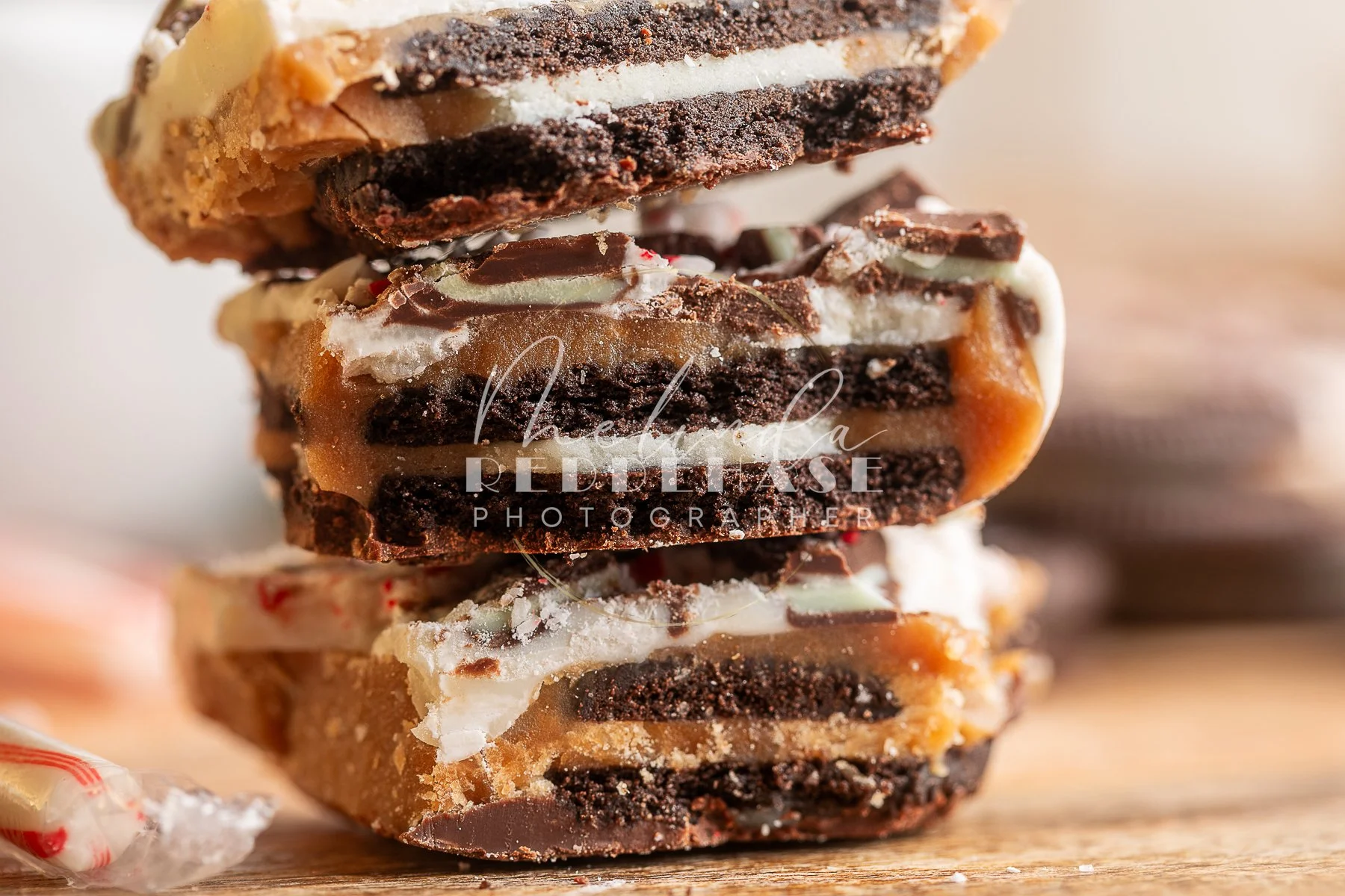 Oreo Mint Toffee Bark  - LRWM-27.jpg