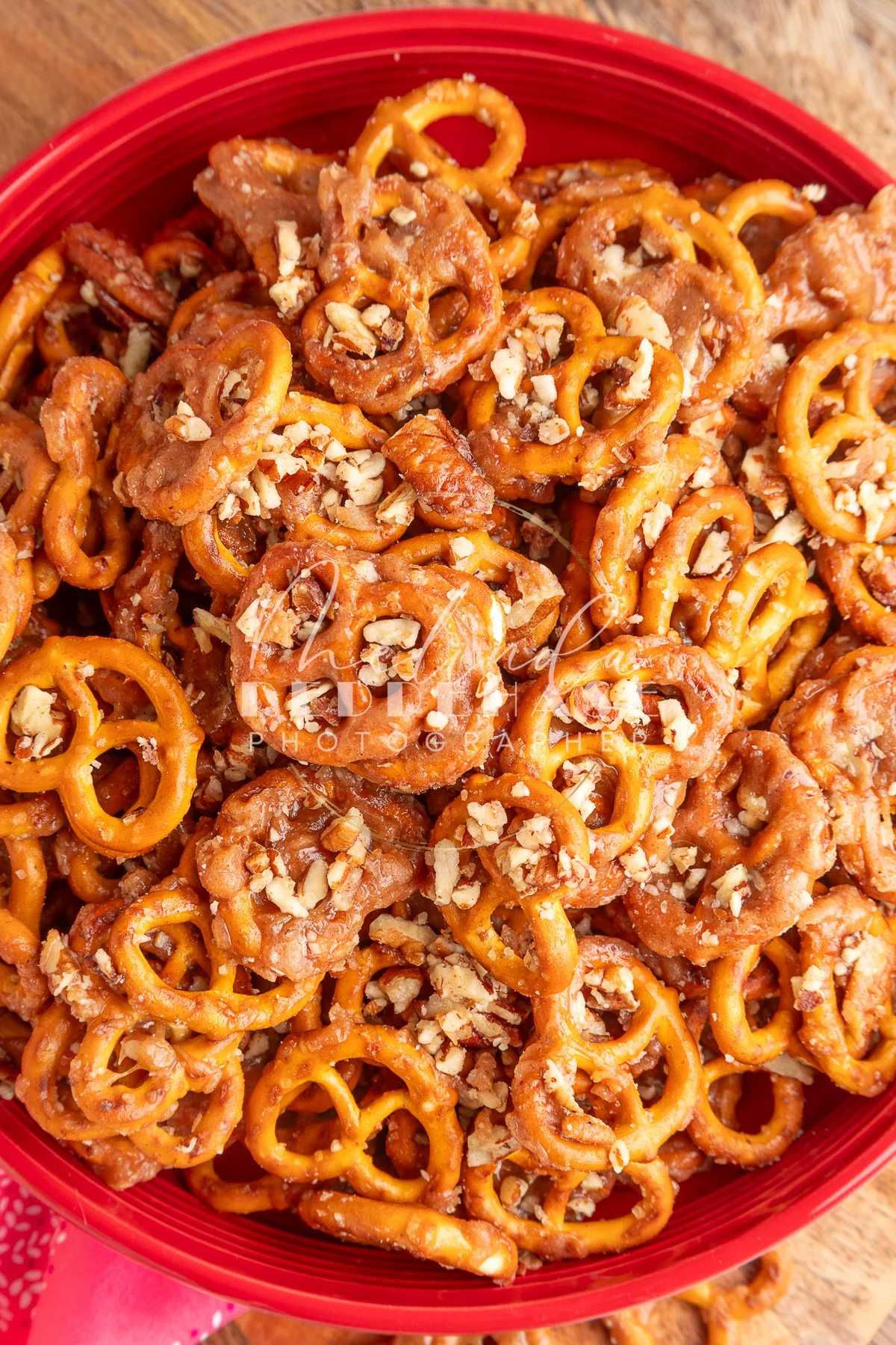 Toffee Cinnamon Pecan Mini Pretzels- LRWM-23.jpg