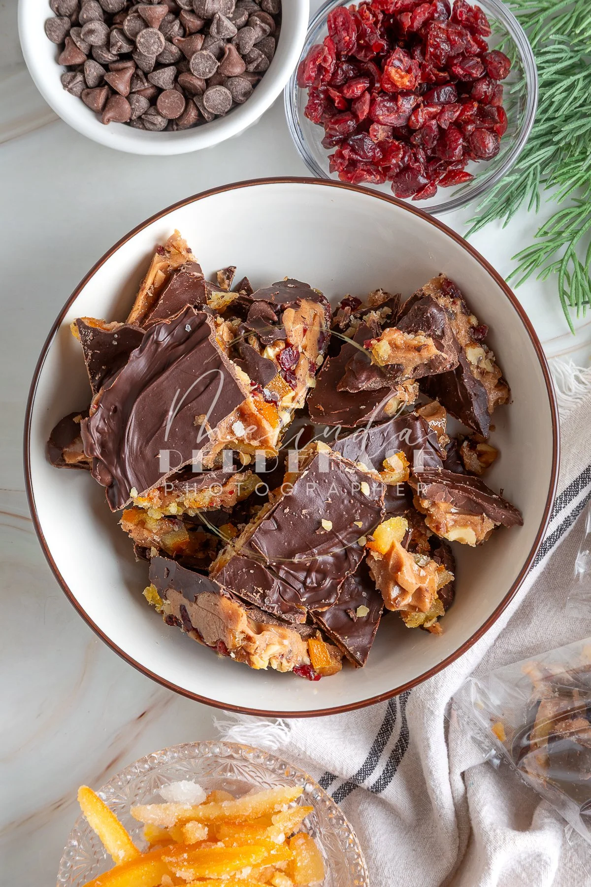 Spiced Chocolate Orange and Cranberry Toffee Bark - LRWM-32.jpg