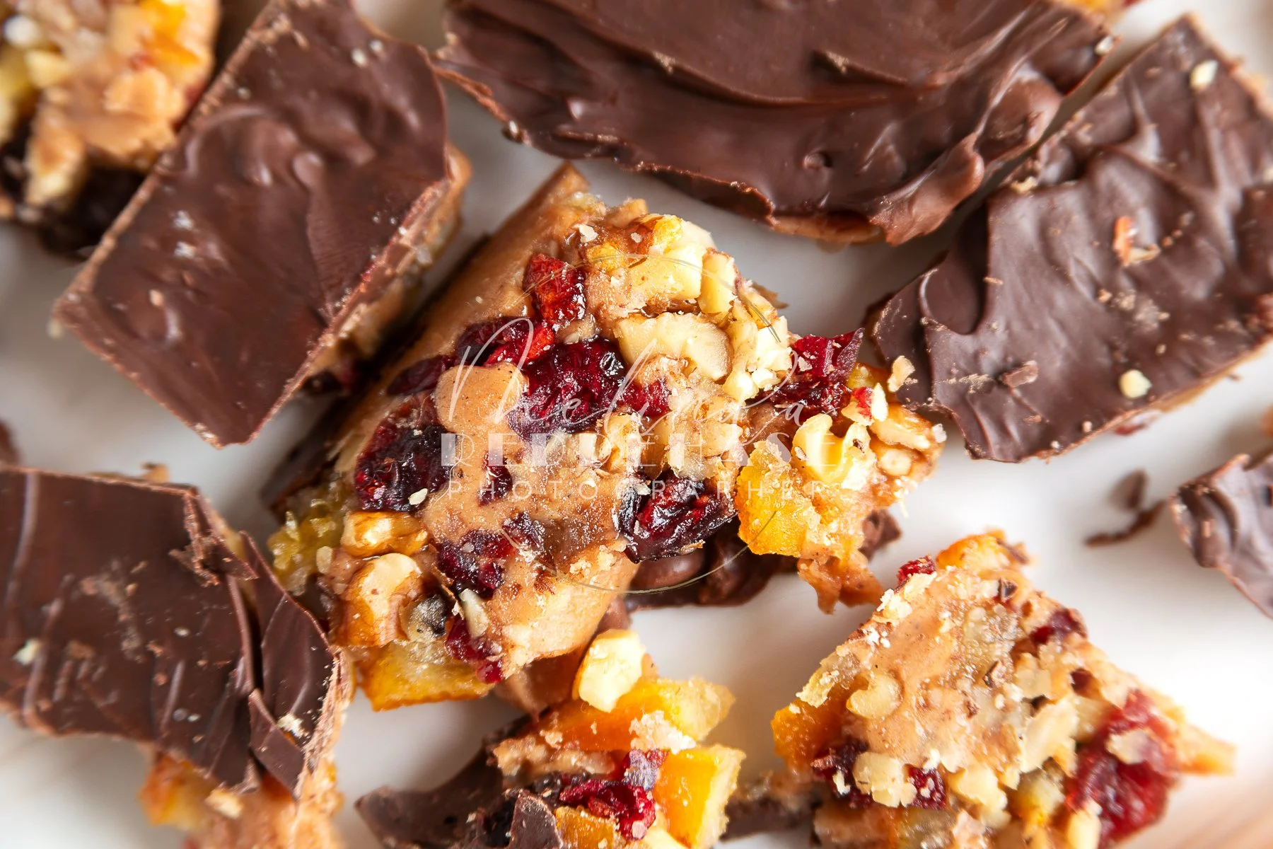 Spiced Chocolate Orange and Cranberry Toffee Bark - LRWM-37.jpg