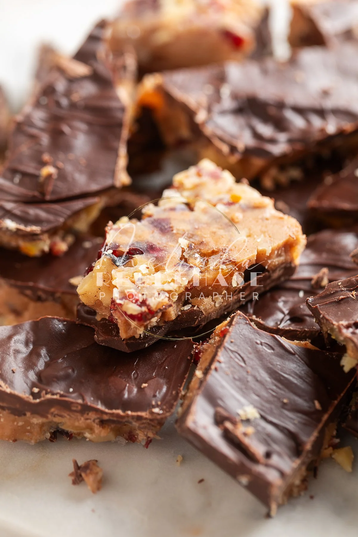 Spiced Chocolate Orange and Cranberry Toffee Bark - LRWM-18.jpg