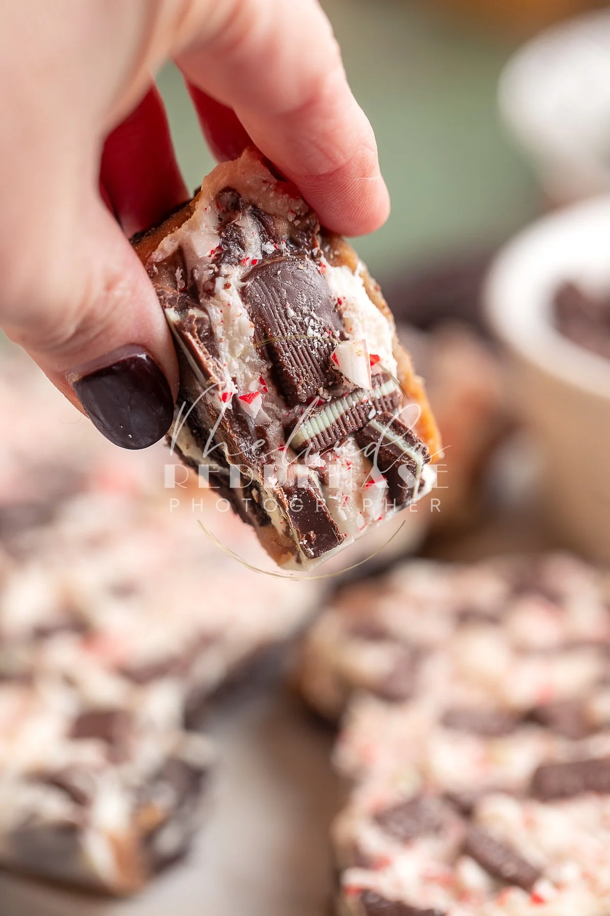 Oreo Mint Toffee Bark  - LRWM-35.jpg