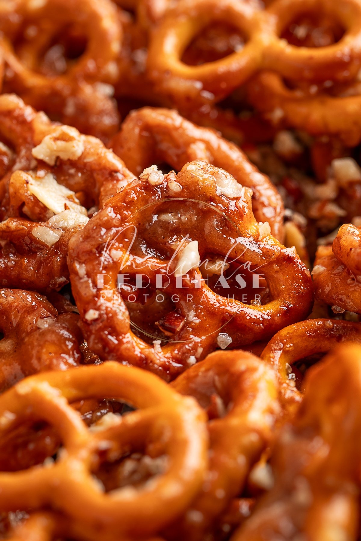 Toffee Cinnamon Pecan Mini Pretzels- LRWM-12.jpg