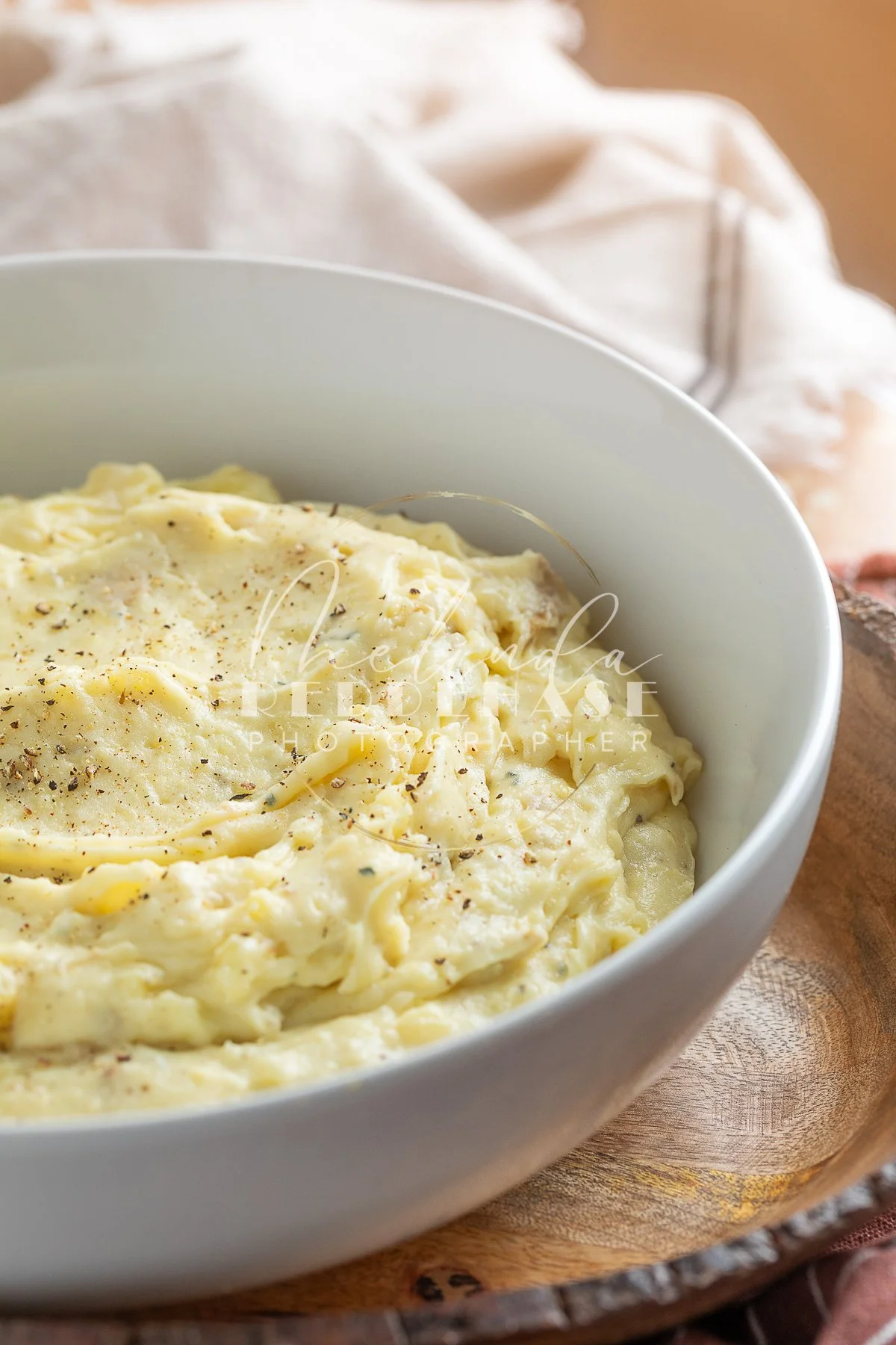 Creamy Roasted Garlic Mashed Potatos- LRWM-7.jpg