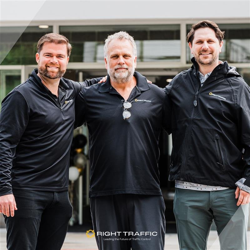 Right Traffic Debuts Platform with Highly Experienced Leadership Team