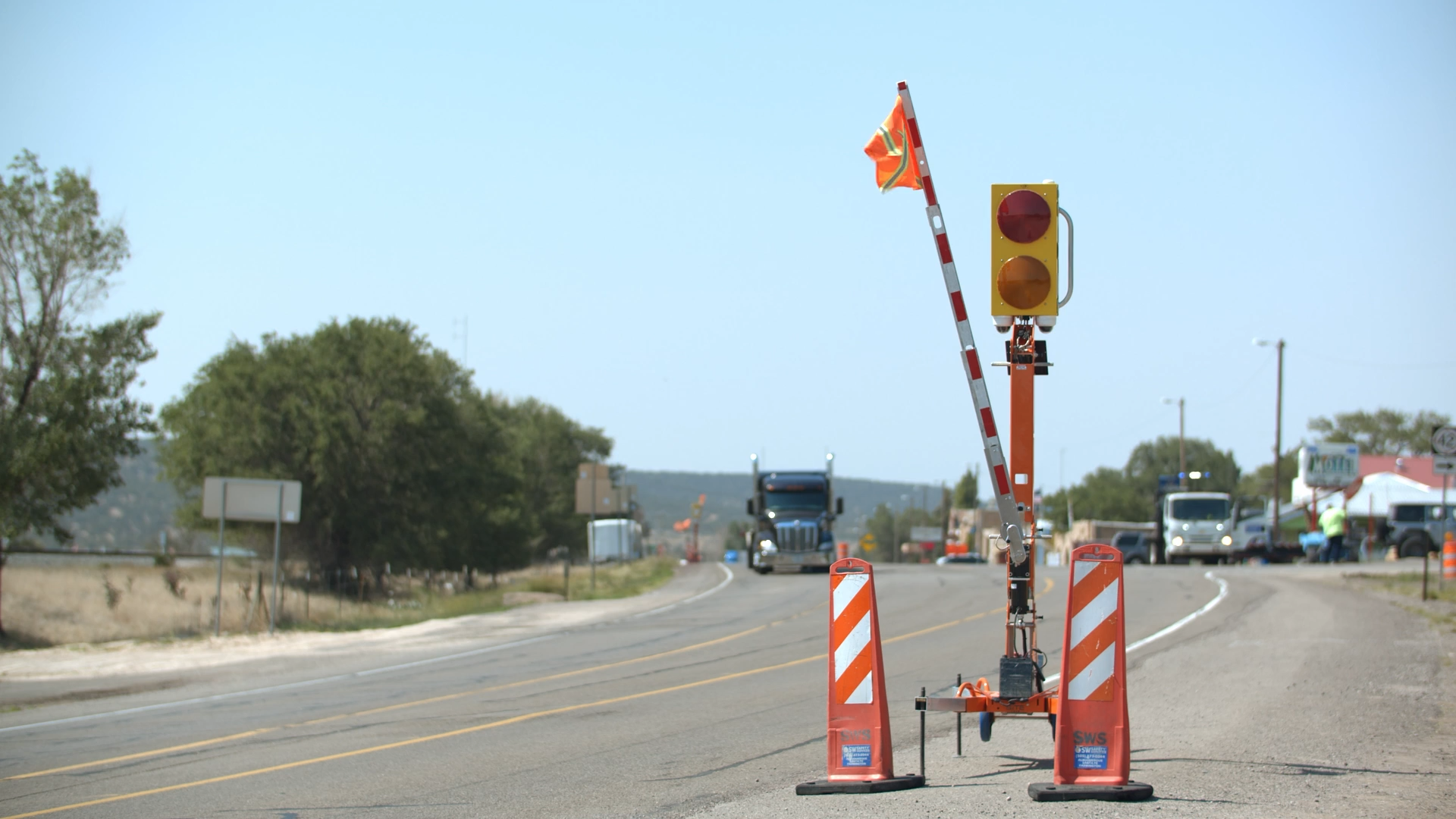 Guardian SmartFlagger (AFAD) Traffic Control Flagger Assistance Device ...