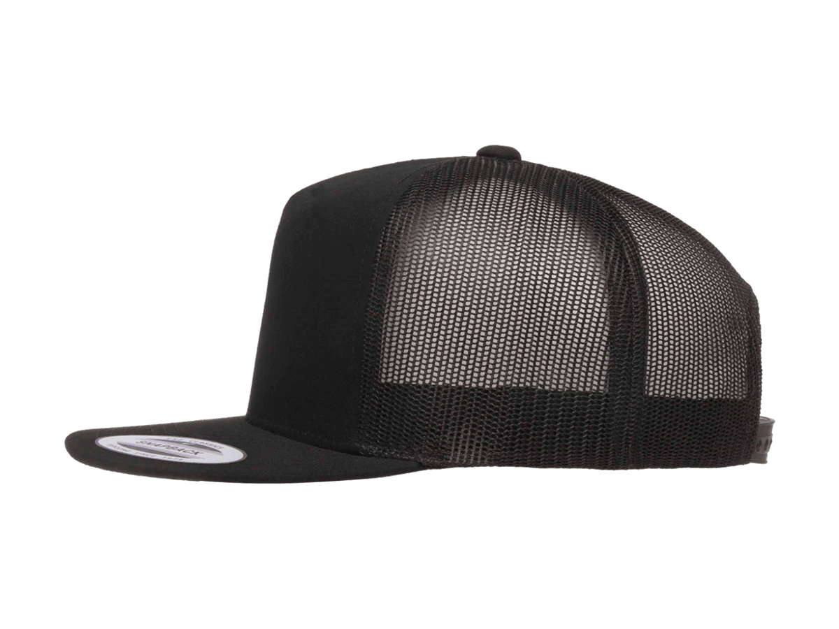 cap-snapback-black-left.png