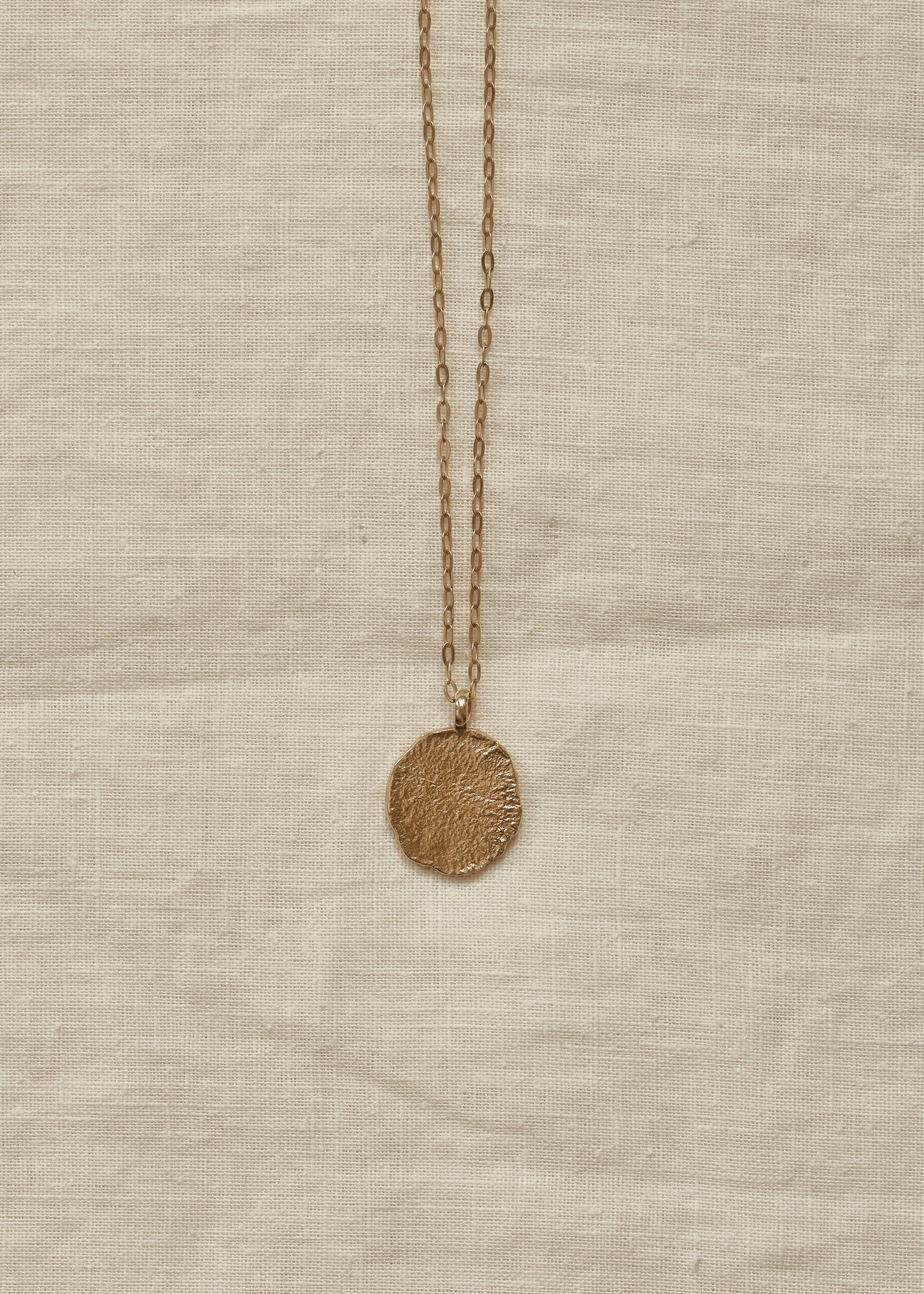 Symone Round Necklace, Gold.jpg