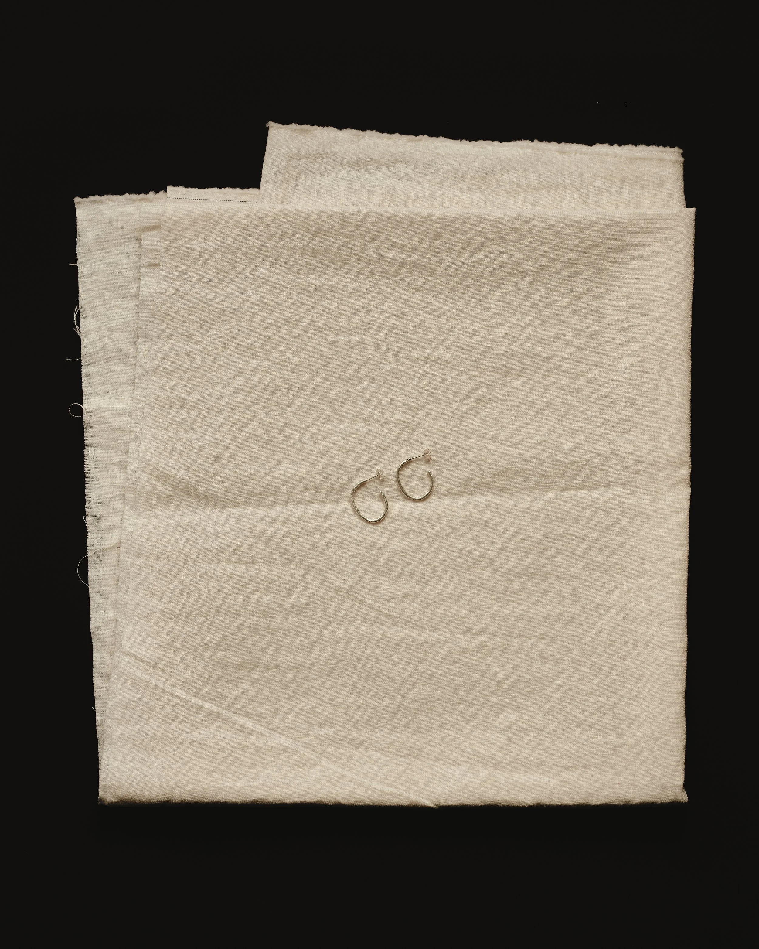 1. Mimi_Hoops_Silver.jpg