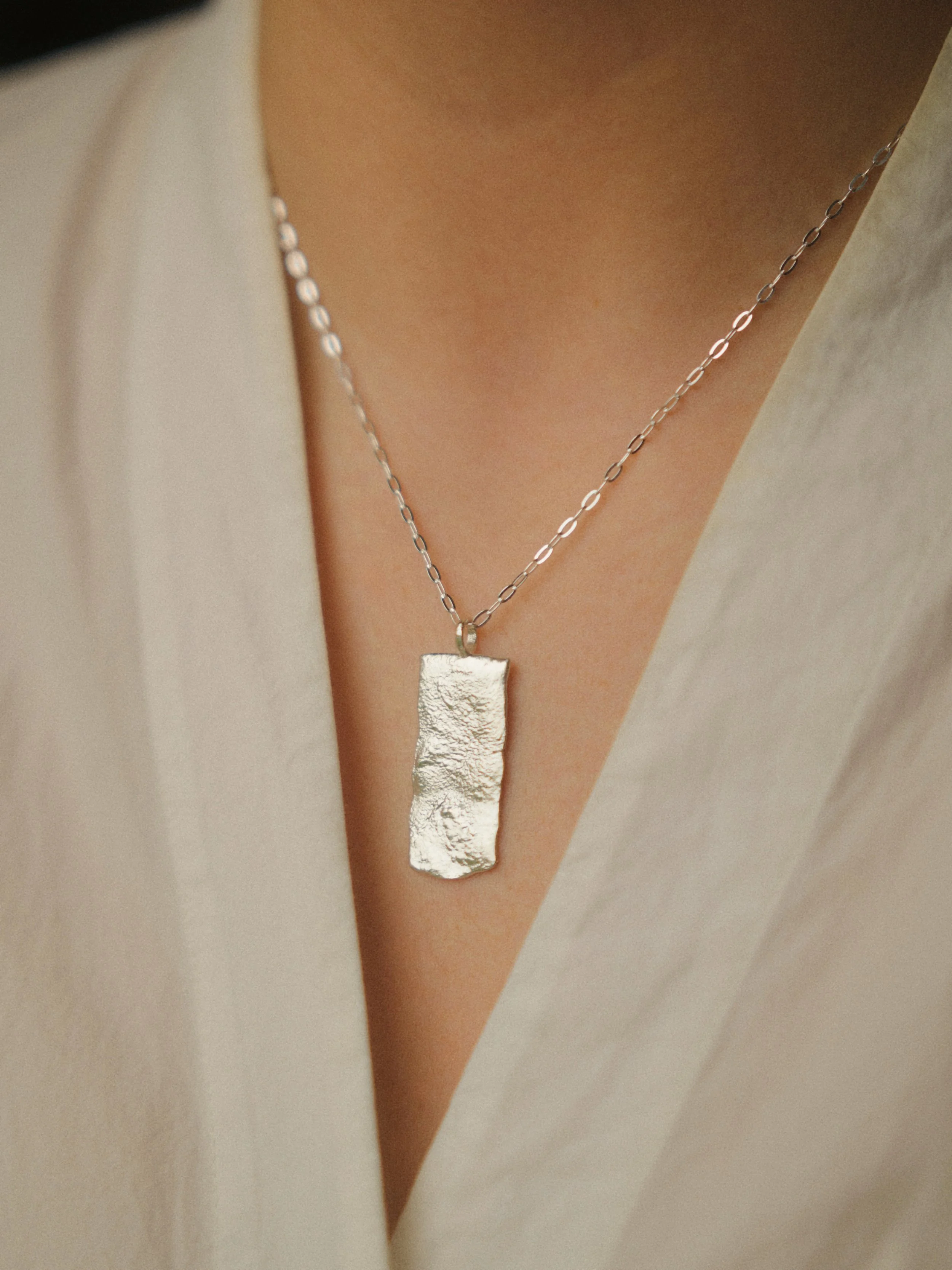 Symone Oblong Necklace | Silver