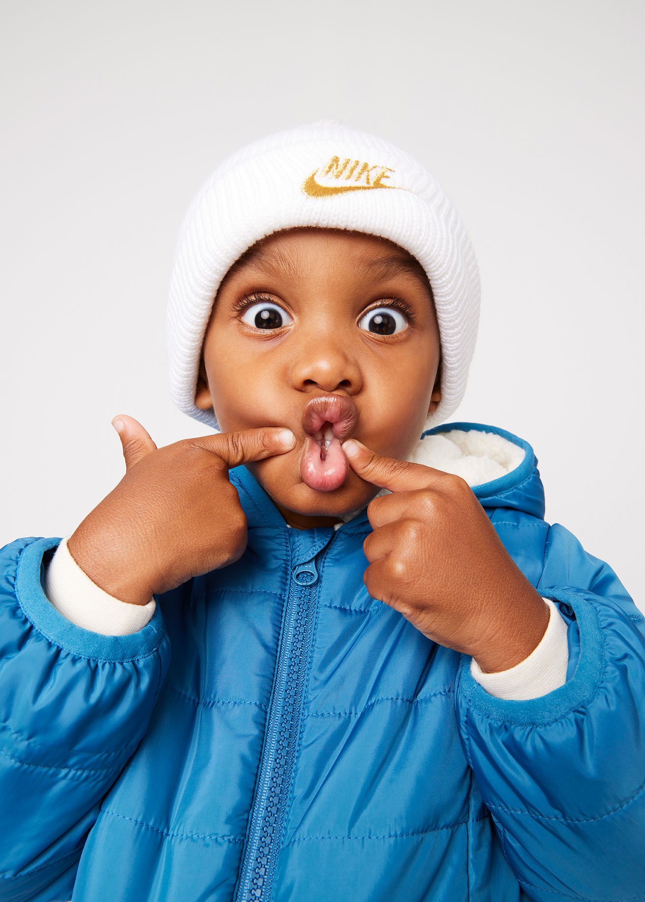 2022-09-14-18-30-46-03_2022_BAB_Holiday_BAU_Toddler_004_V2_06807-(1)-WEB.jpg