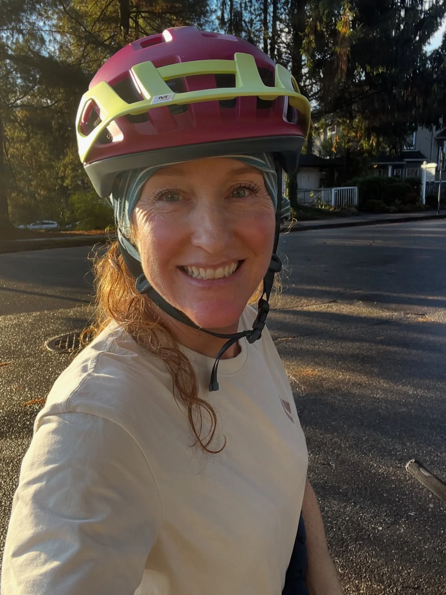 Are you HAPPY or SAD? Do you suffer from Seasonal Affective Disorder? 

Weather matters! On Monday I was biking in the sun in a T-Shirt! Friday I got caught in the rain without an umbrella and only had a food tray to protect myself from the onslaught
