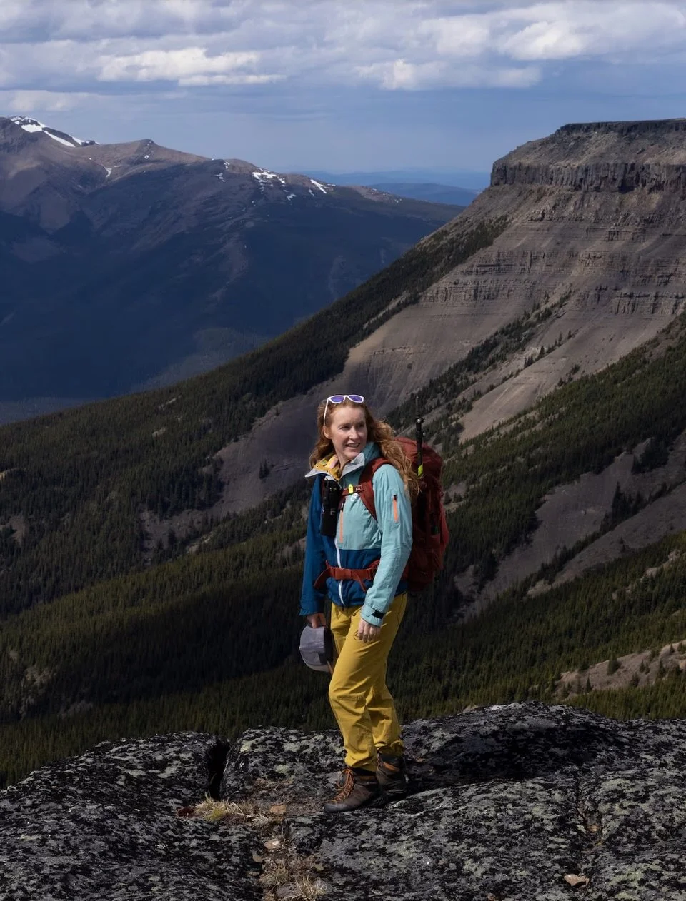 Meet the Team! 
We have two amazing women helping us with our programming this season. Here is your summer line up! 
1. Danielle (Dee) - yours truly 
Director of Untamed Tours - year 6!!
Apprentice ACMG Hiking Guide 
@acmg.ca 
Paddle Canada SUP Flatw