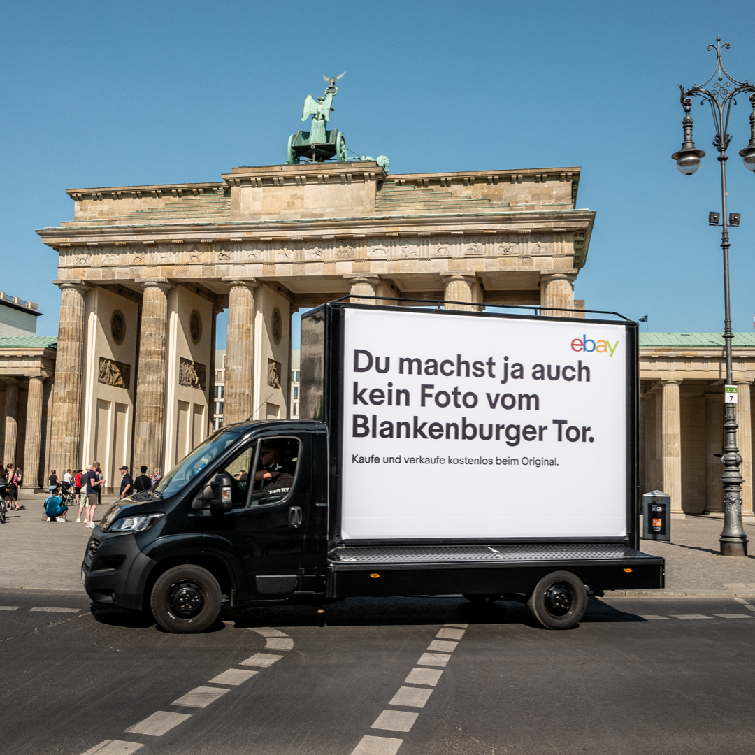 eBay_Guerilla_Still_BLN_Brandenburger_Tor_V2.png