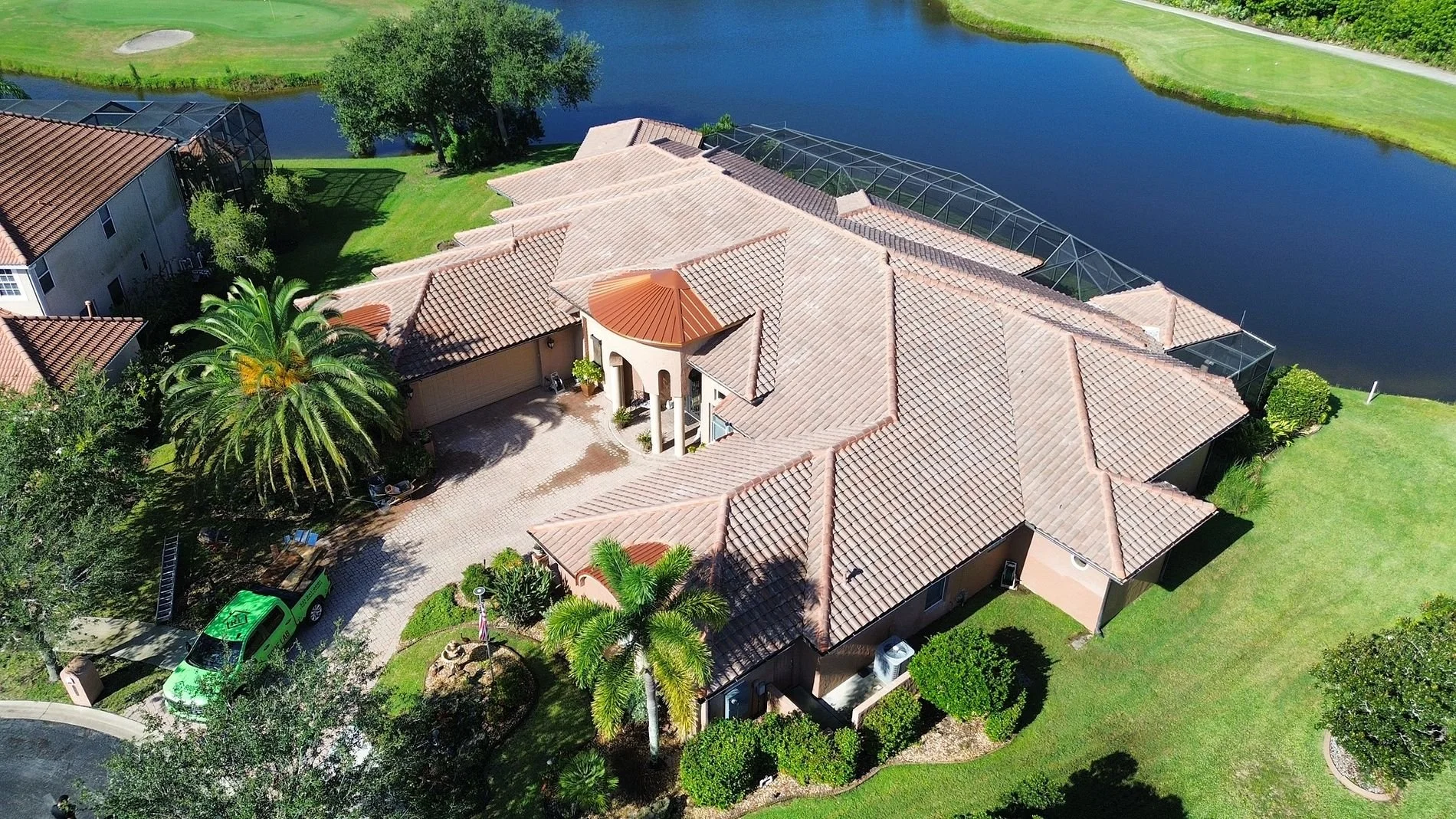 Melbourne Roof Insurance Claims: What Homeowners Should Know Before Filing