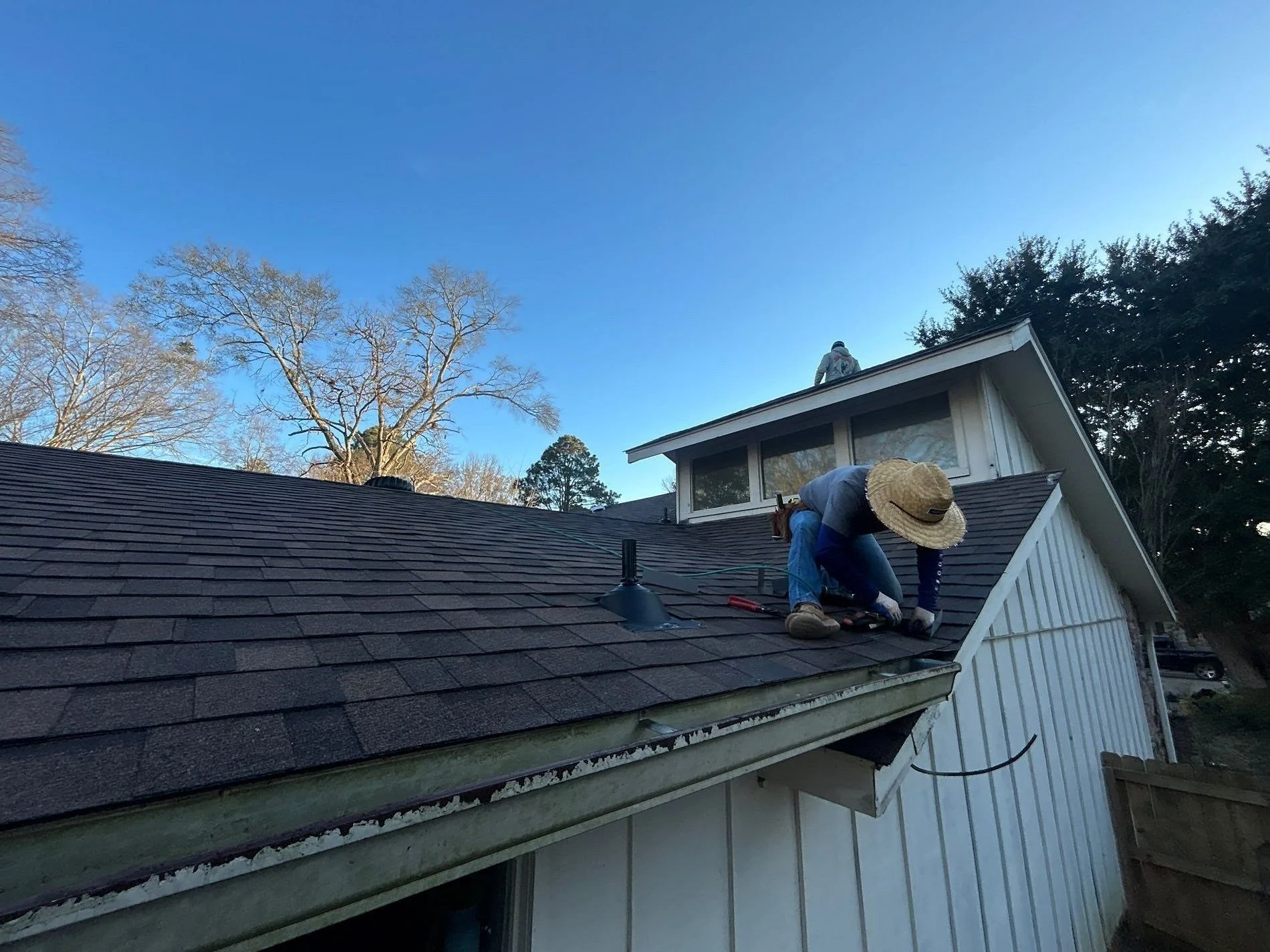 How Salt Air Impacts Roof Lifespan in Mobile, AL and Melbourne, FL (And How to Prevent Corrosion)